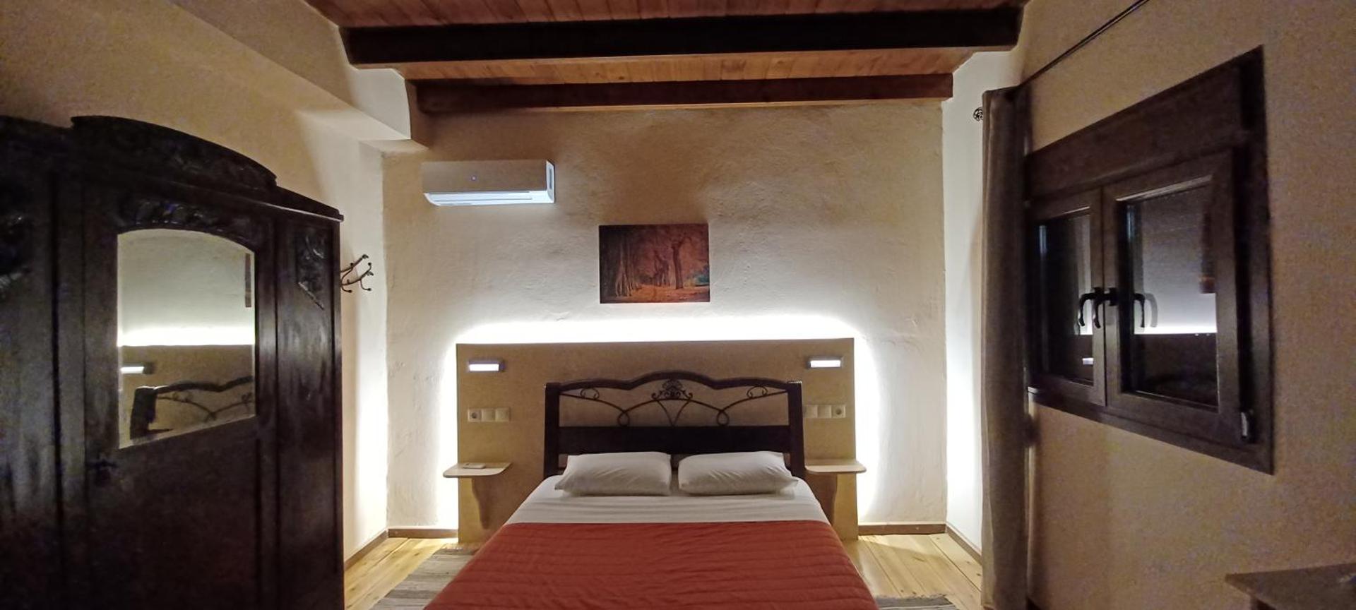 Nivritos Traditional Homes