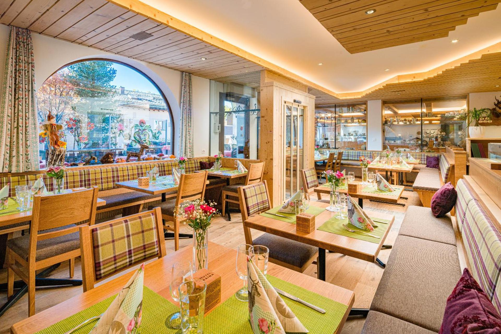 Restaurant/places to eat