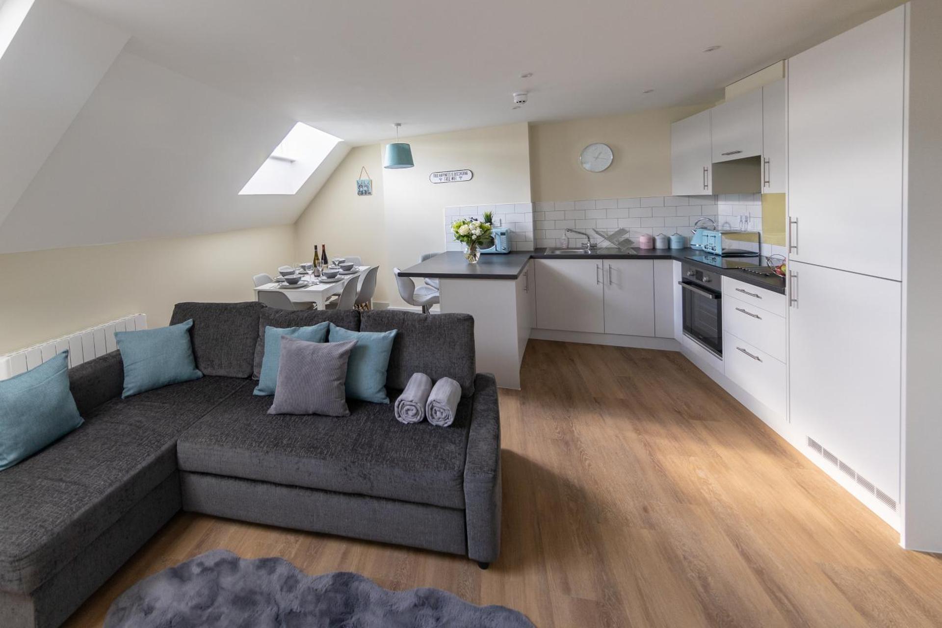 Hereford City Centre - Isabella House, Aparthotel - Modern Apartments In The Heart of The City - Hosted by RENTMYHOUSE