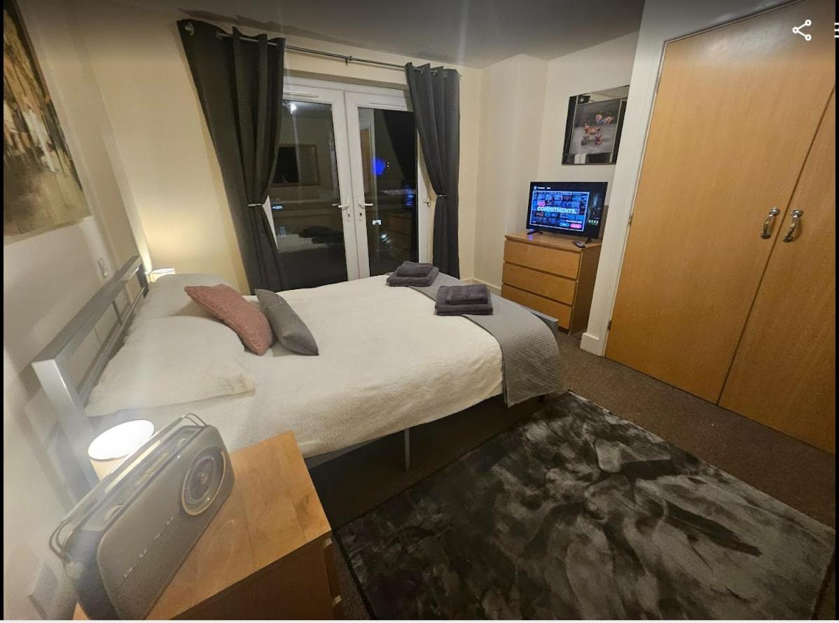 Cardiff City Apartment near Principality Stadium, Cardiff Arms Park & Cardiff Castle