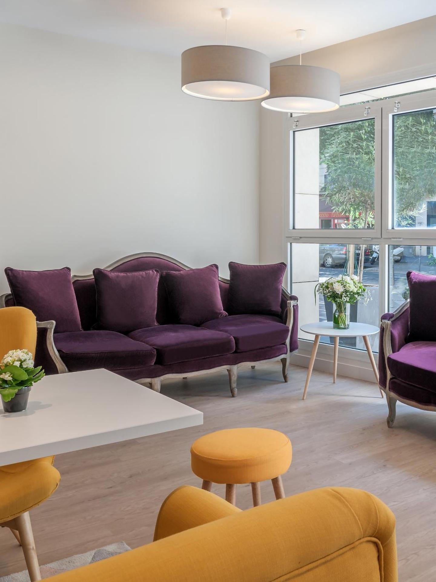 Communal lounge/ TV room