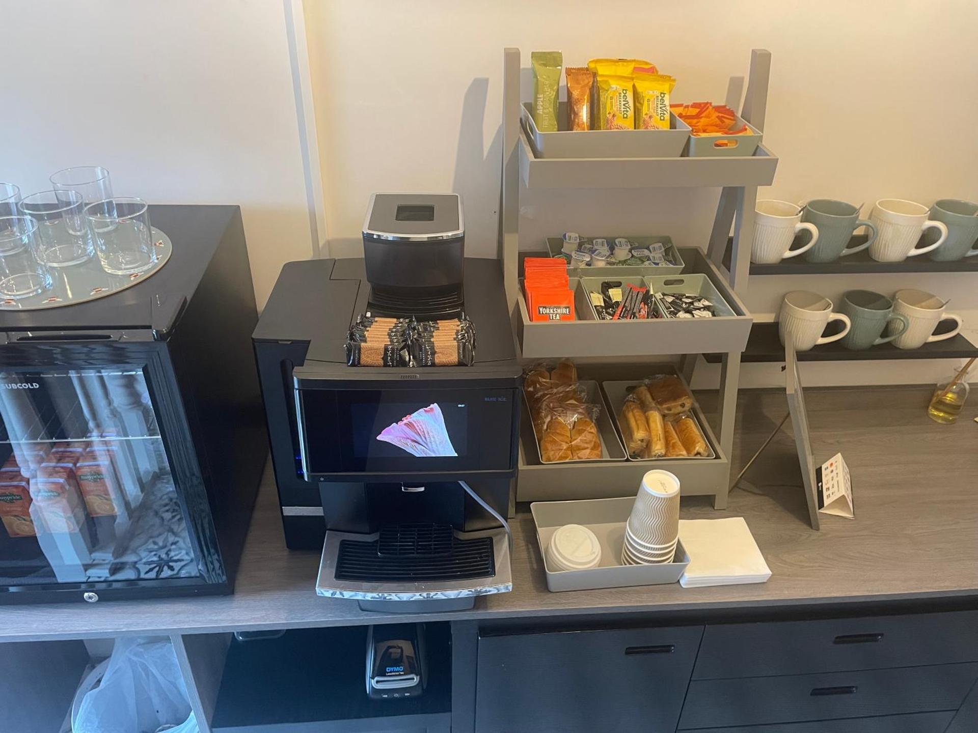 The Old Custom House