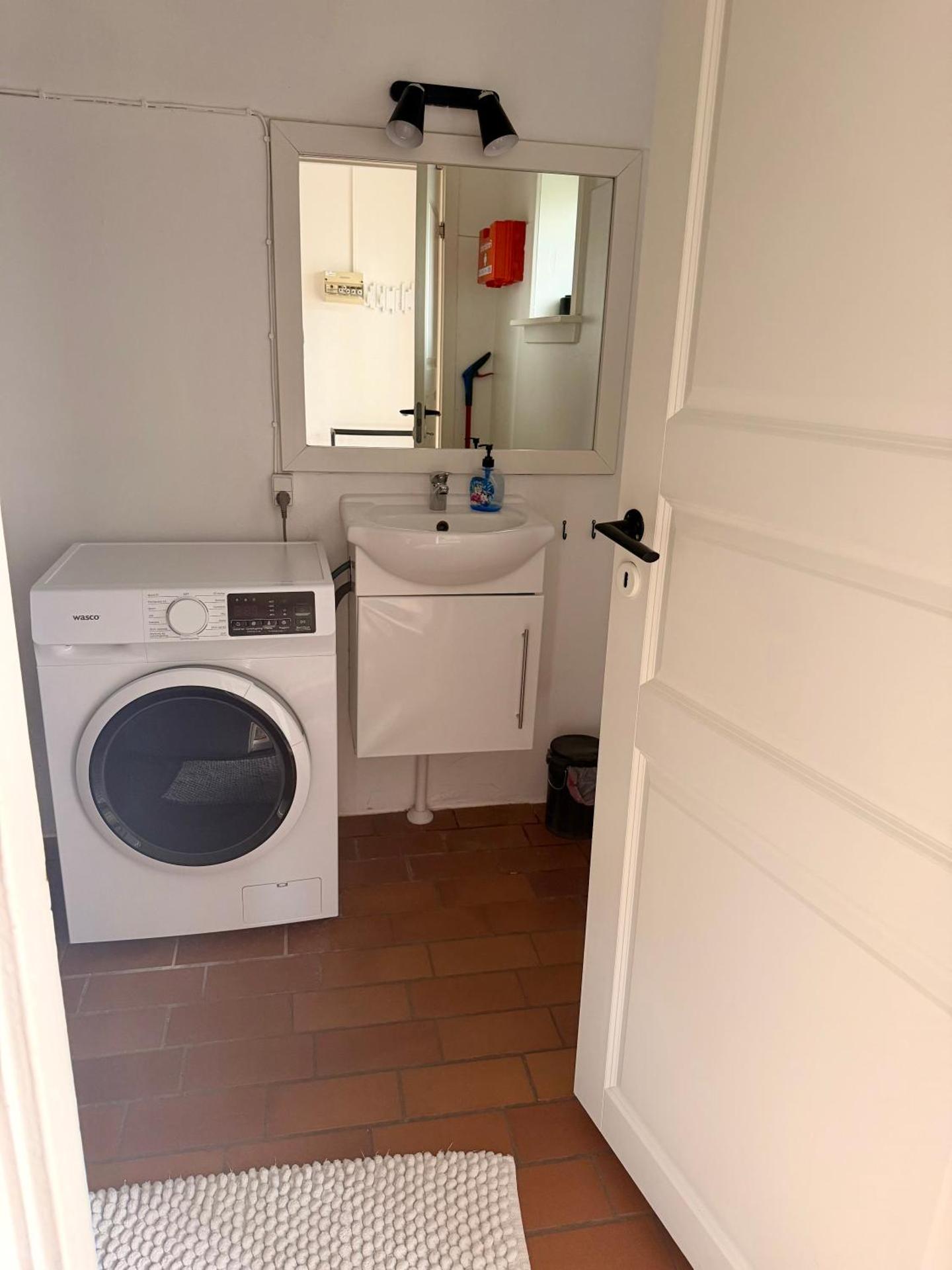 2 bedroom apartment near the sea