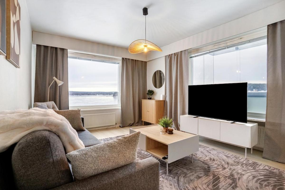 Arctic River Panorama Suite By Lapland Host