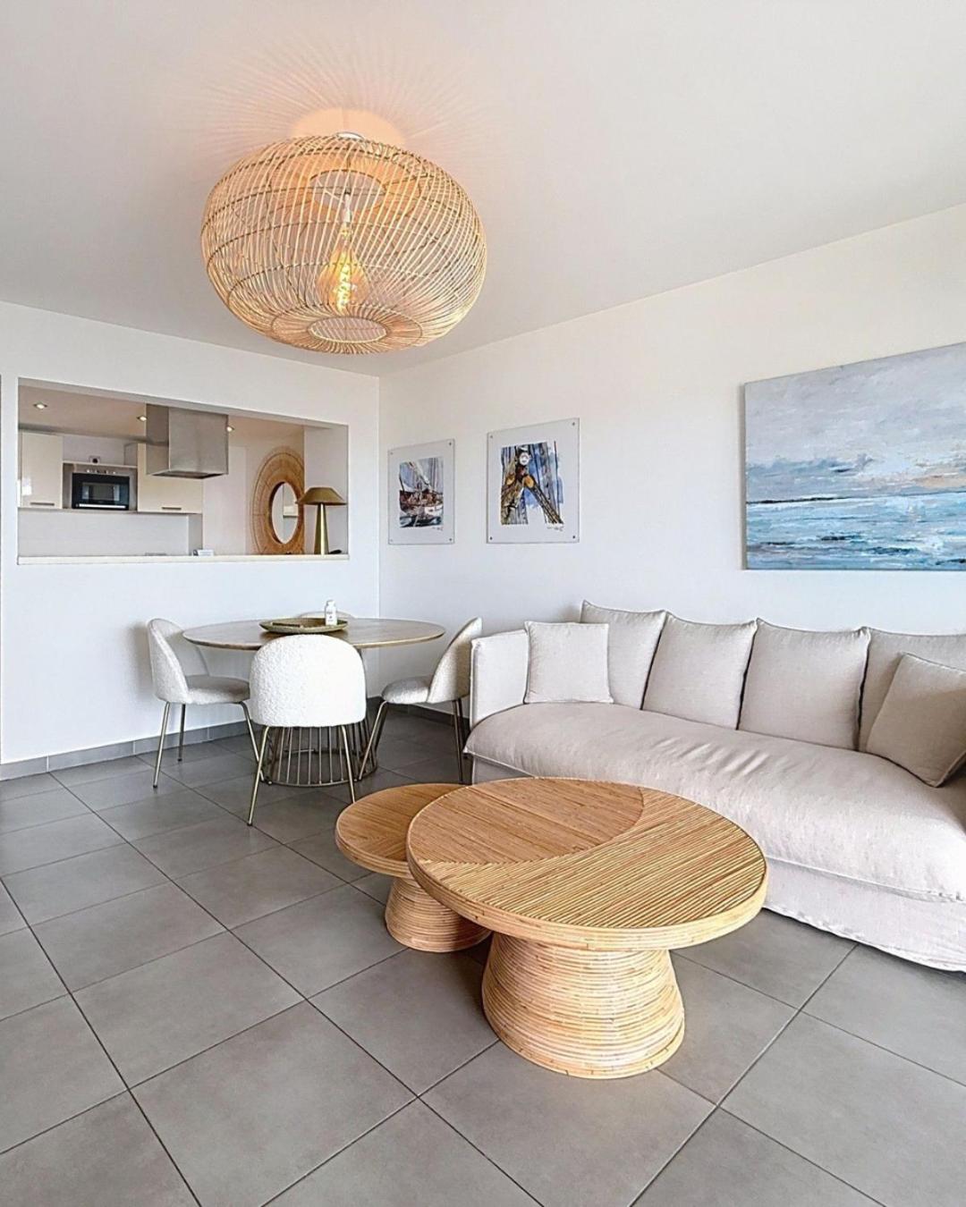 Cap d'Antibes Apartment with Terrace Sea View