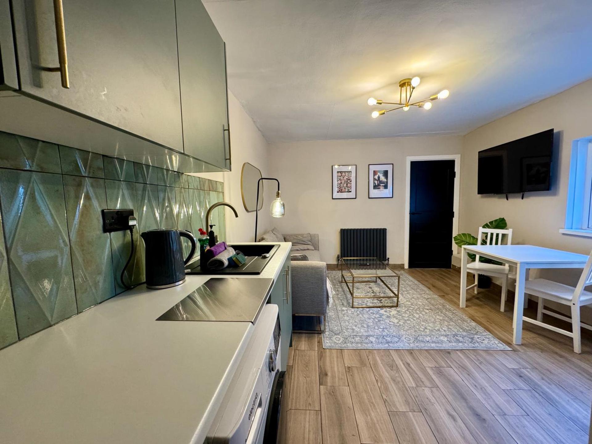 3 Bedroom Apartment In City Centre