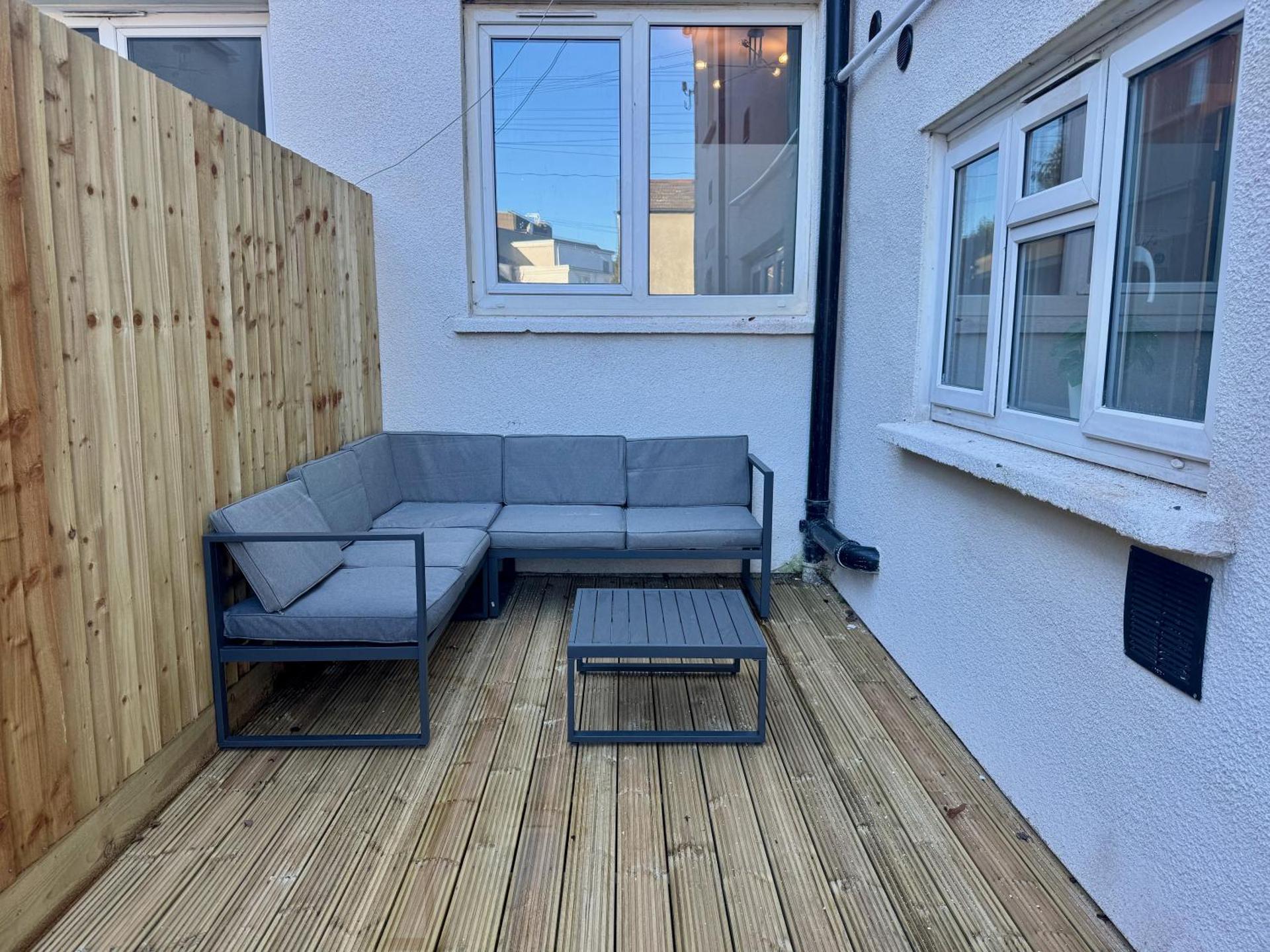 3 Bedroom Apartment In City Centre