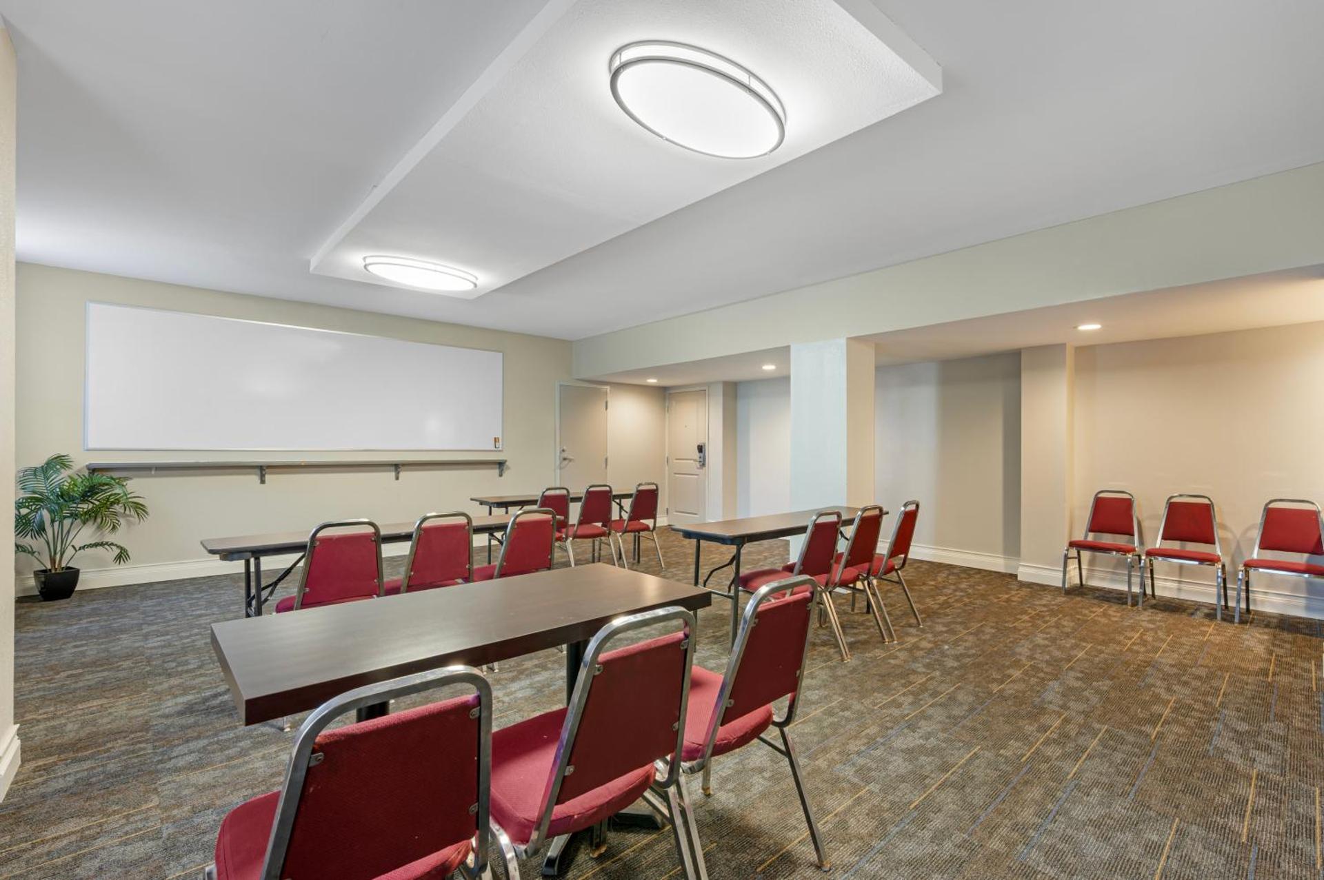 Meeting/conference room