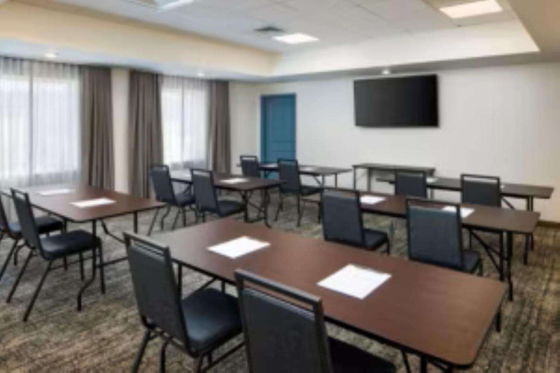 Meeting/conference room