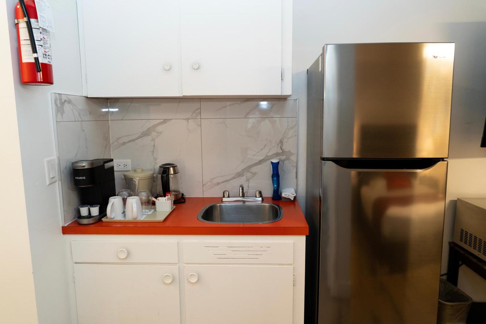 Coffee/tea facilities