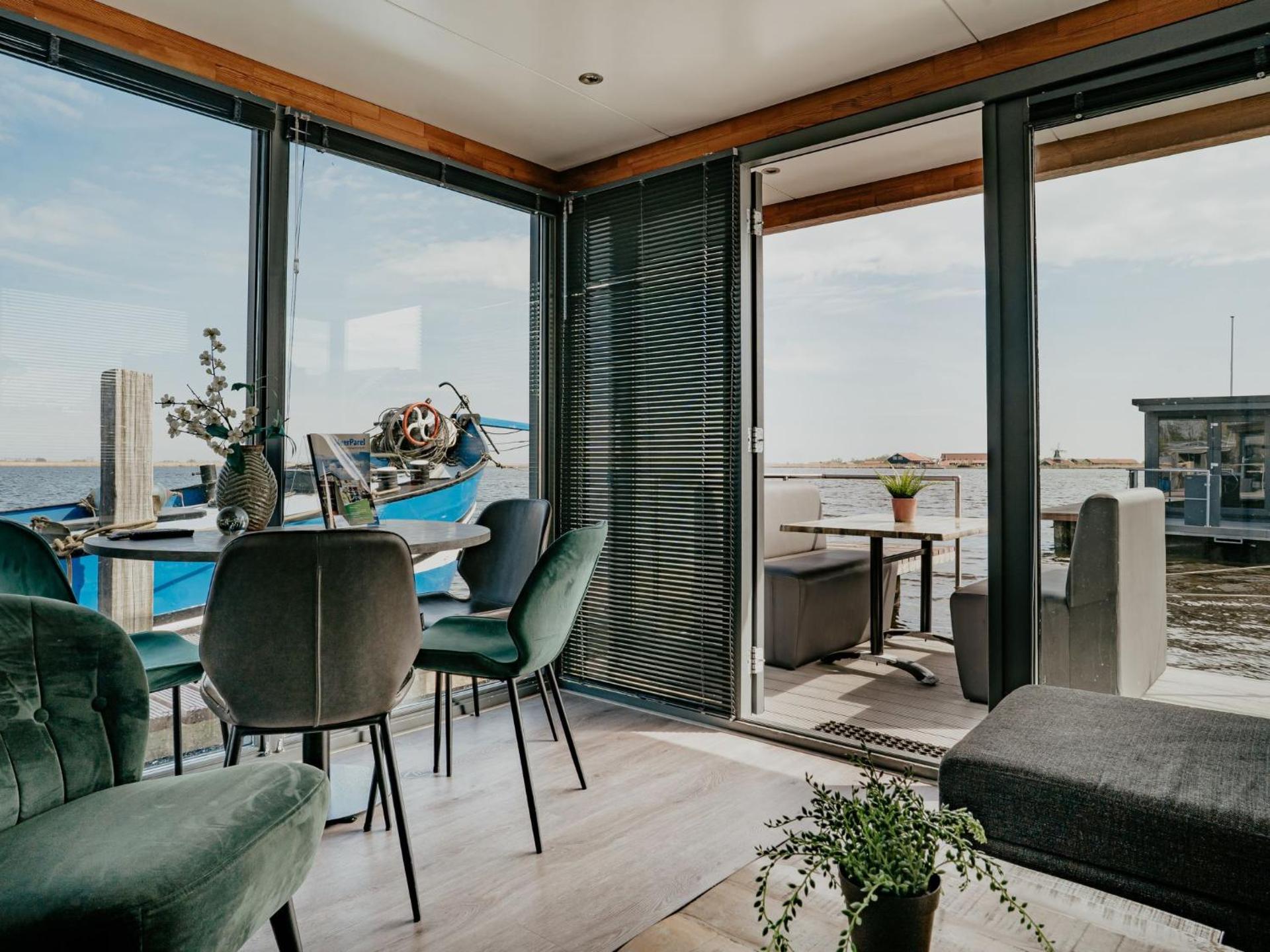 Holiday Home De Meerparel-1 by Interhome