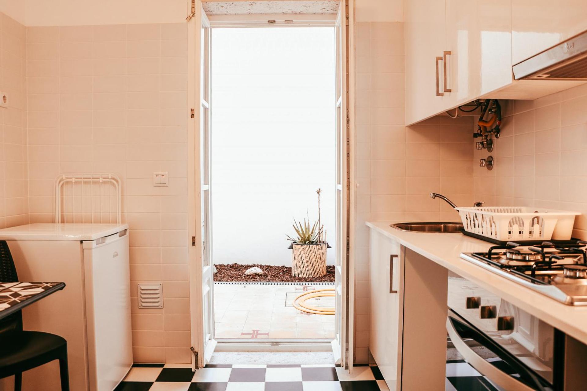 Kitchen or kitchenette