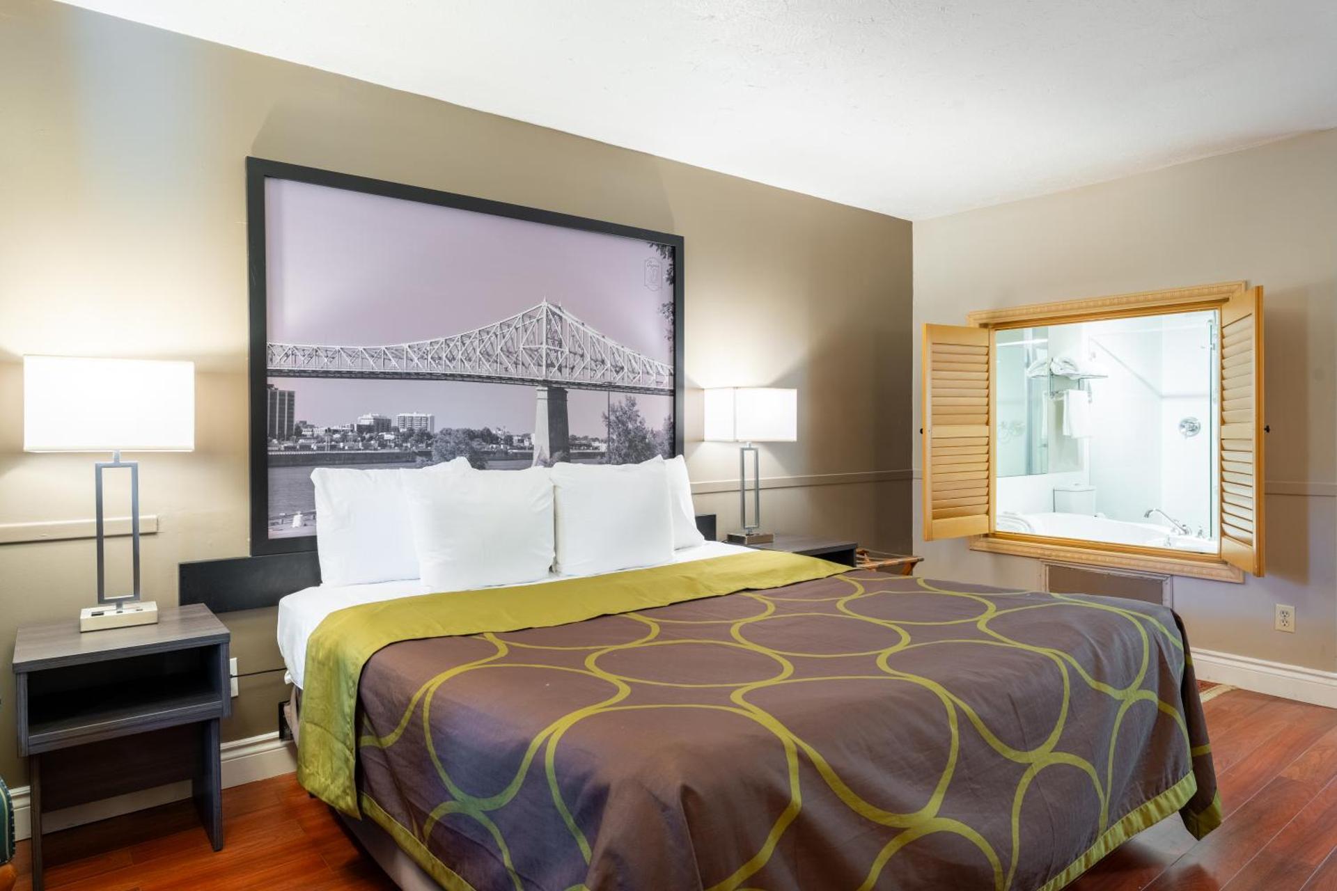 Executive King Suite - Non-Smoking