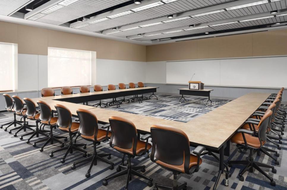 Meeting/conference room