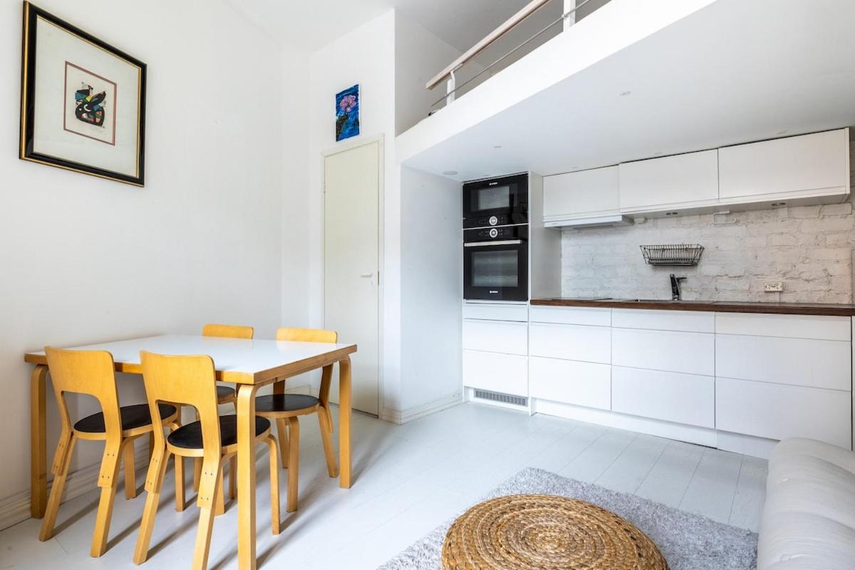 Bright Loft Apartment Steps From Linnanmäki & Alppipuisto