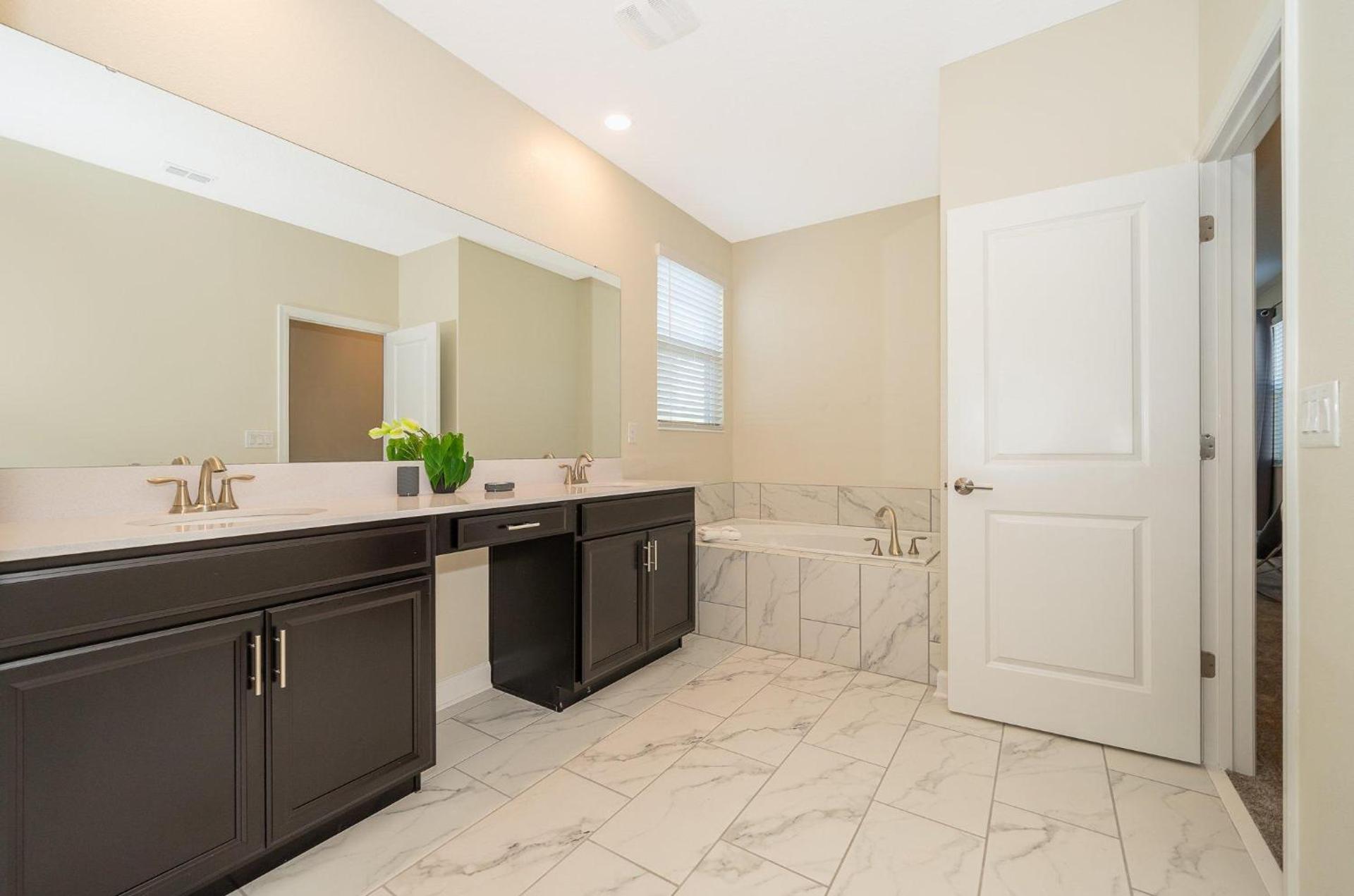 2769RP VILLA 5 BED/5 BA (SANITIZED)