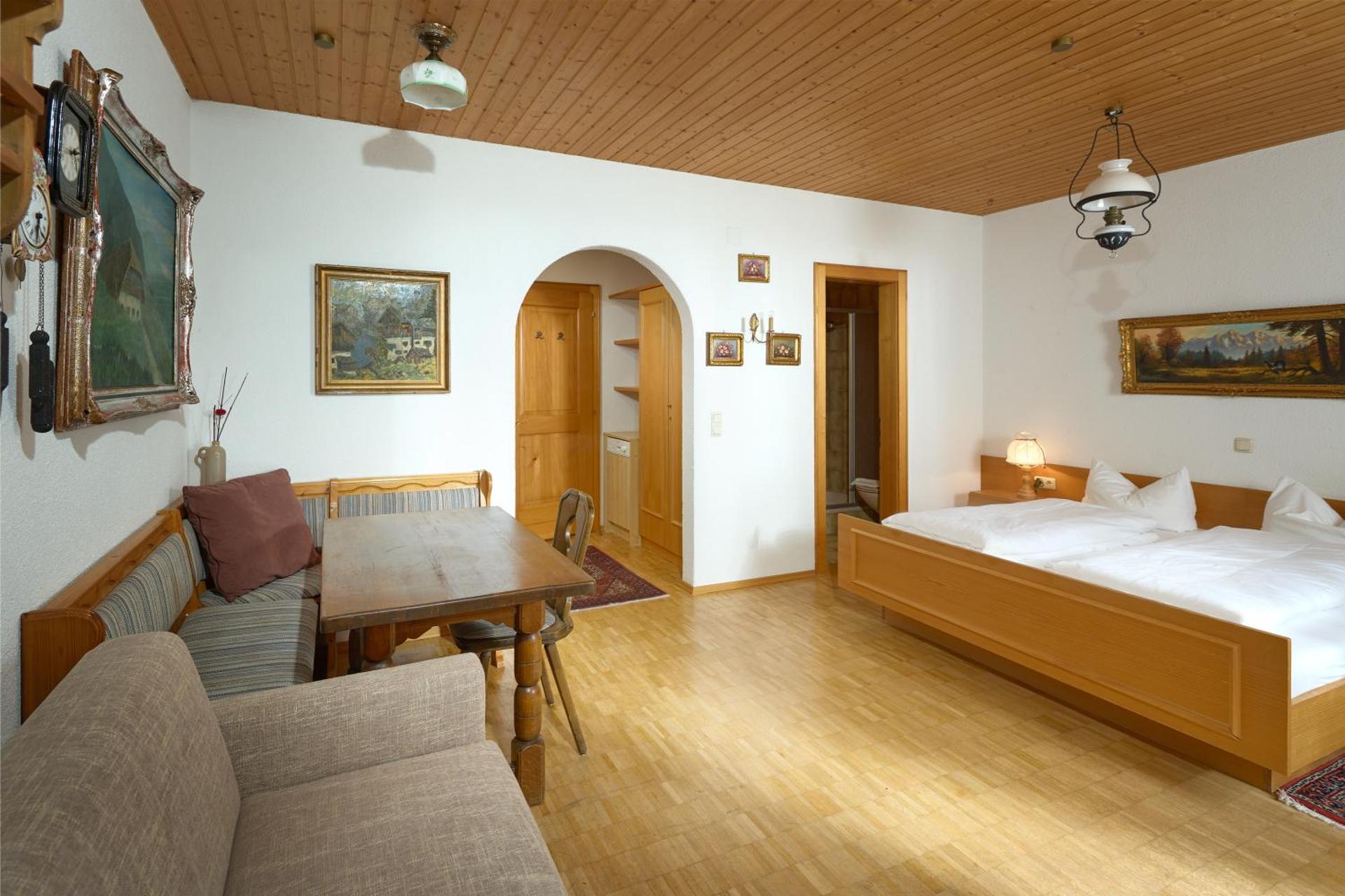 Alt Montafon Hotel Appartements by Pferd auf Wolke