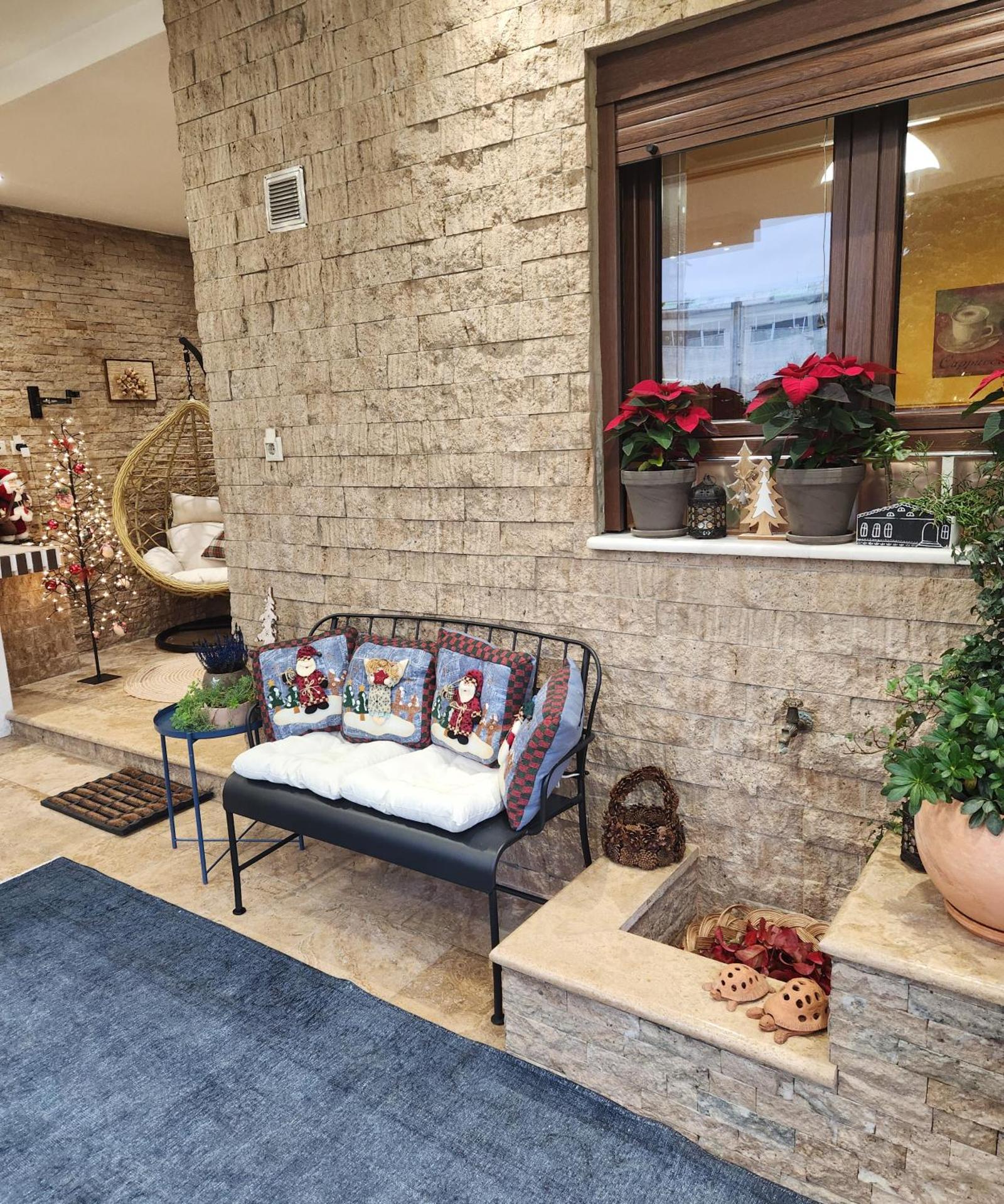 Garden's House Pozar in Aridaia