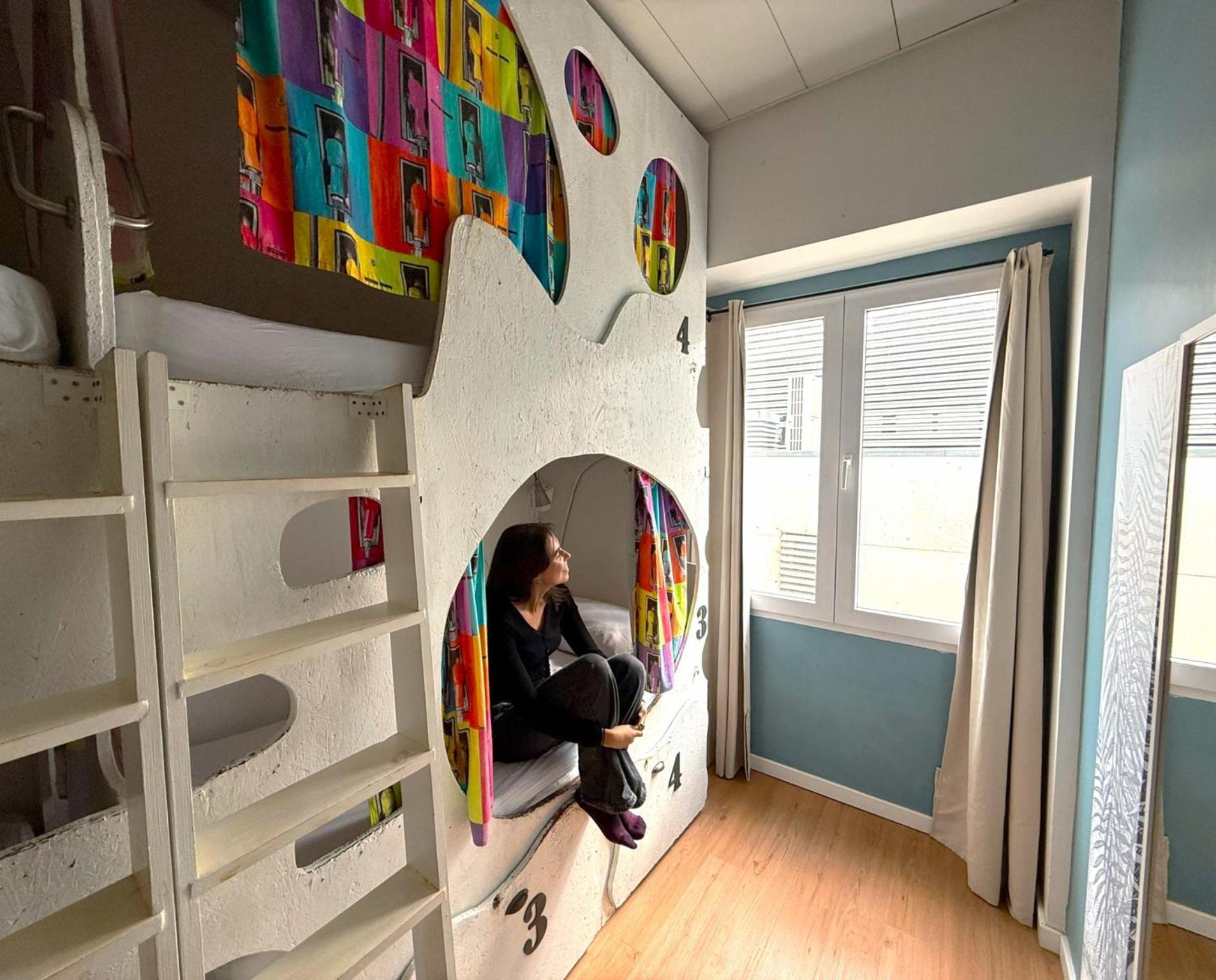 Bed in 4-Bed Dormitory Room with En Suite Bathroom