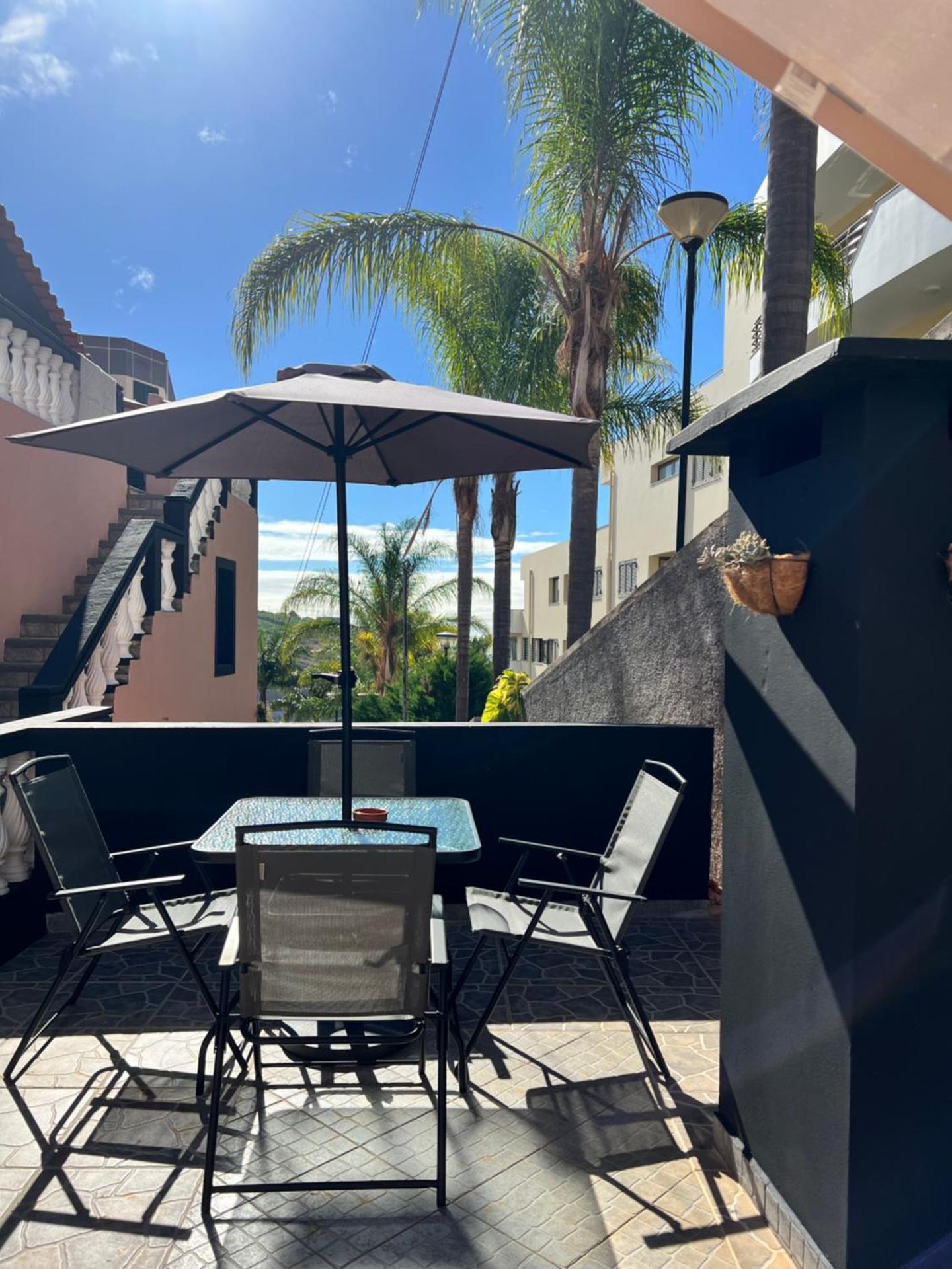 Seaside & Mountain Views & Cozy Calheta Retreat MQ1