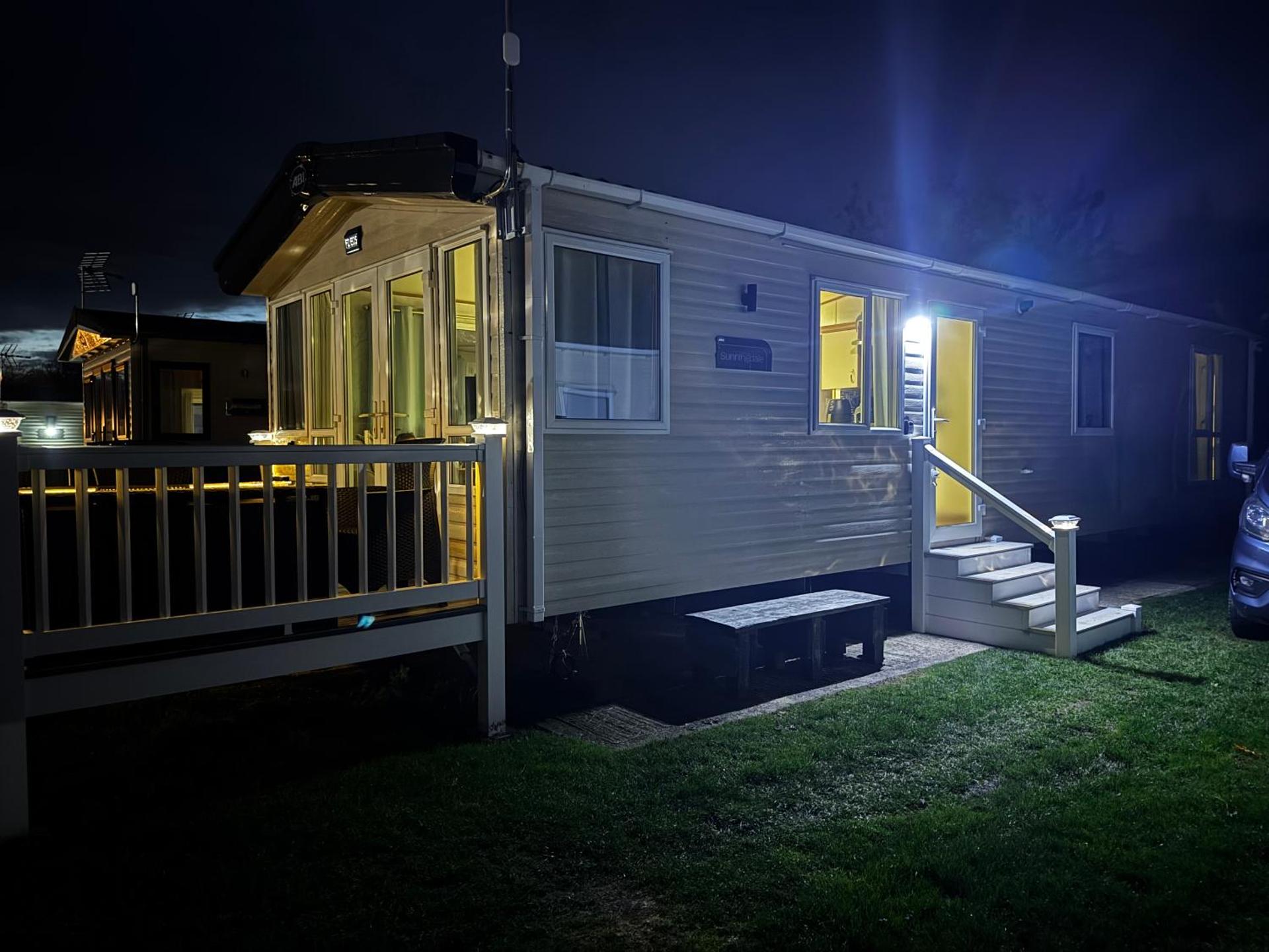 Cosy 2 bed in Dovercourt Holiday Park -Sleeps 6