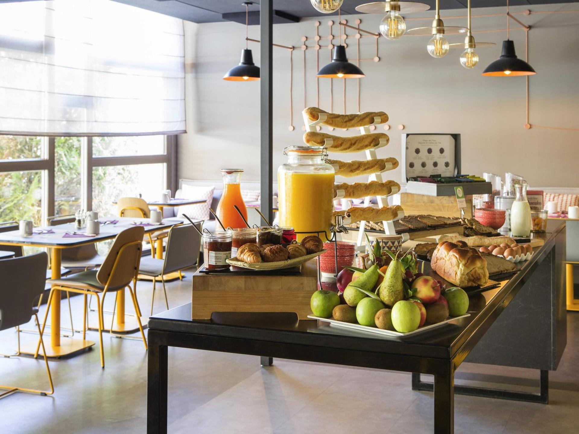 Restaurant/places to eat