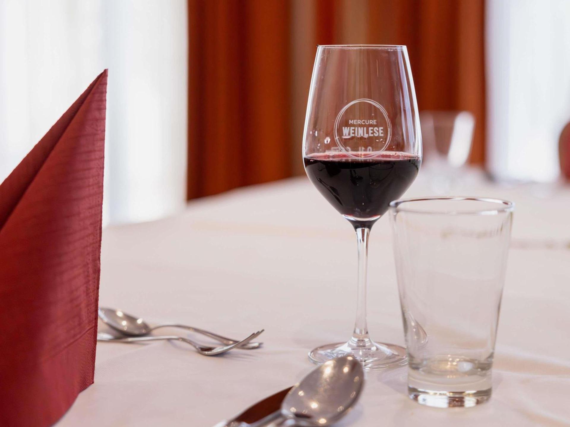 Meeting/conference room