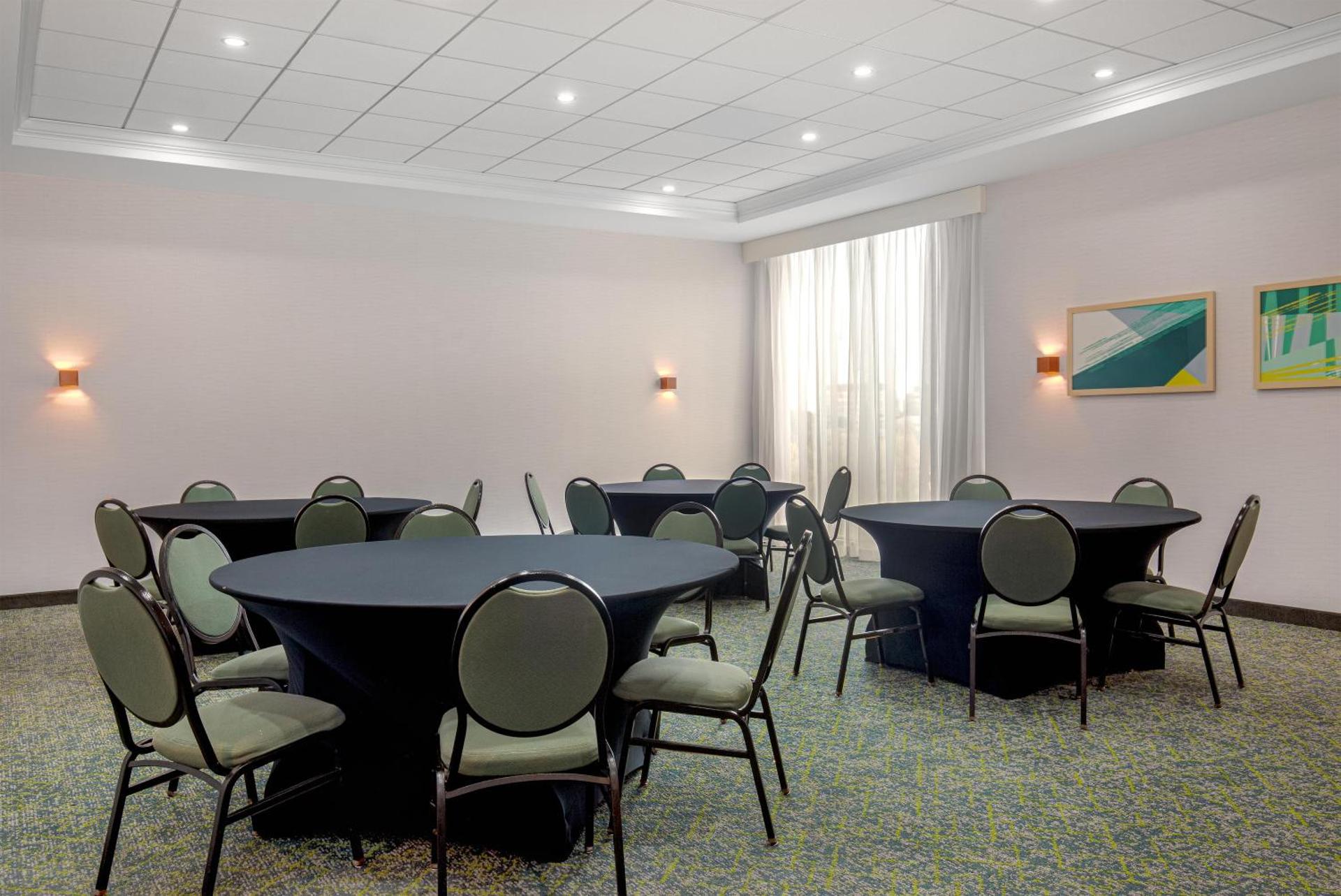 Meeting/conference room