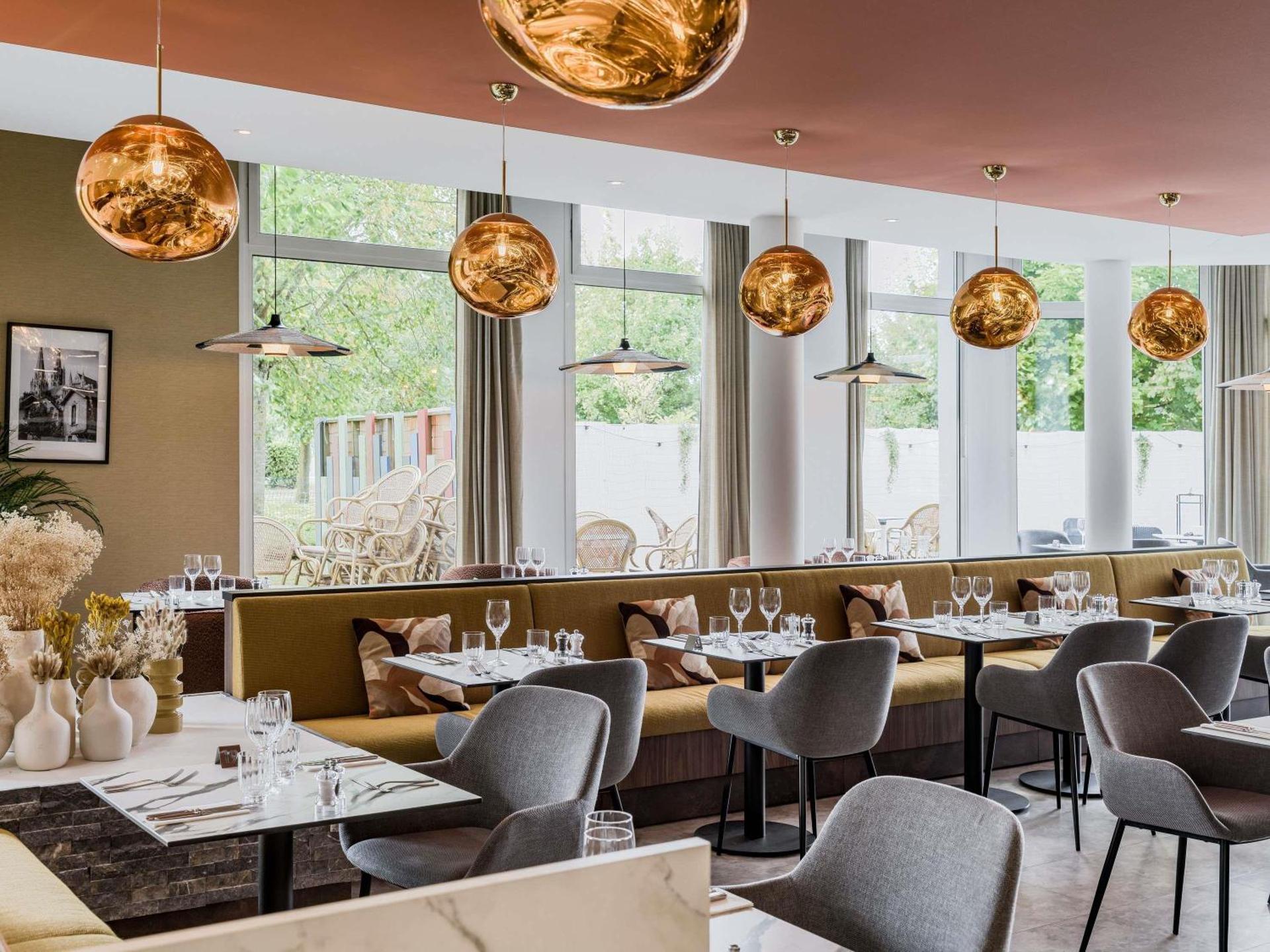 Restaurant/places to eat