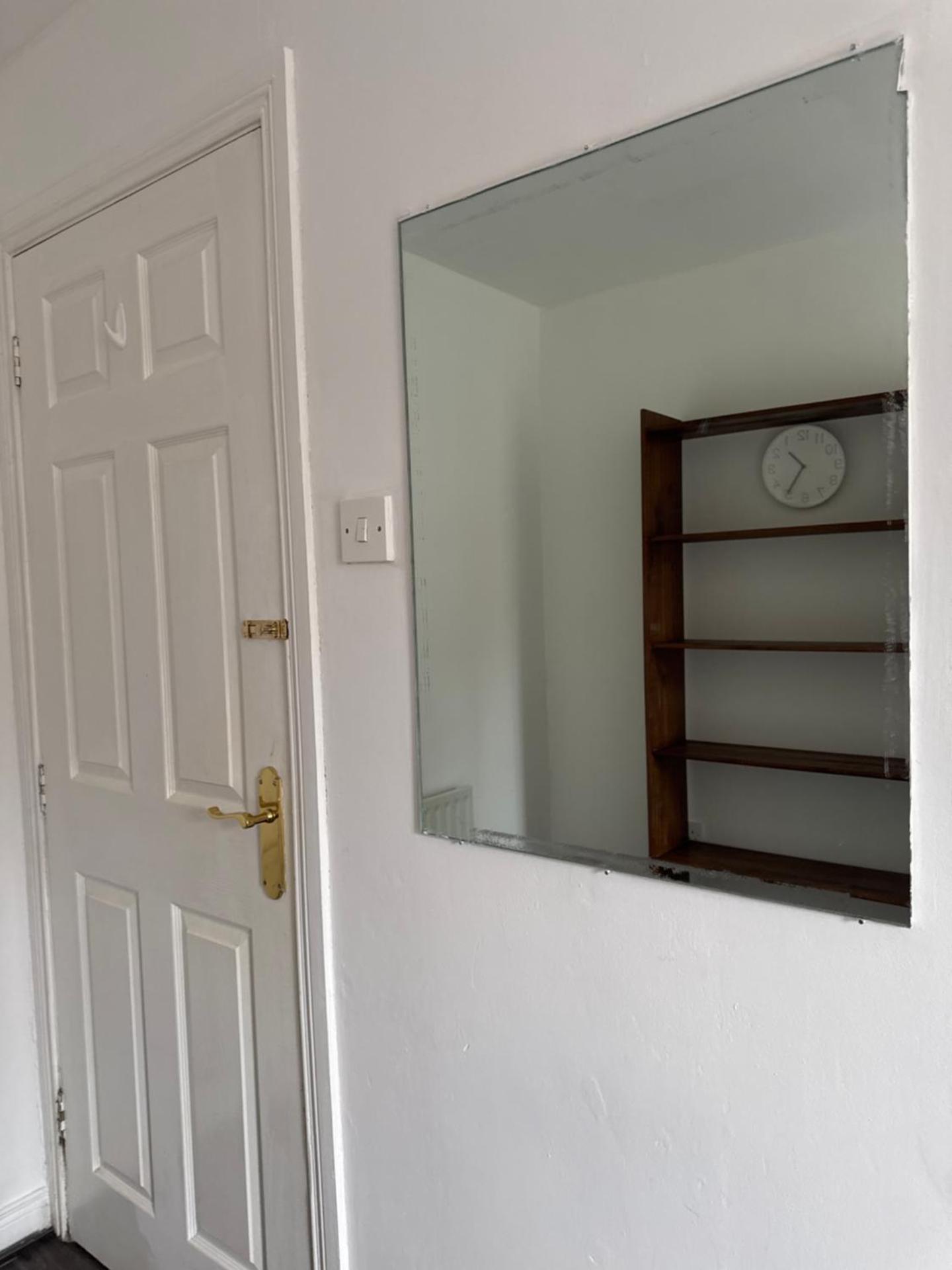 Cozy Room in Quiet Cul-de-Sac Near City Centre