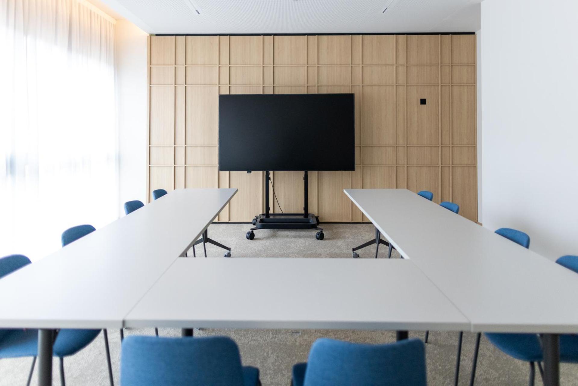 Meeting/conference room