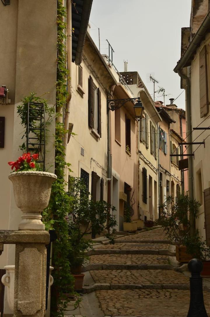 Extraordinaire face aux Arènes