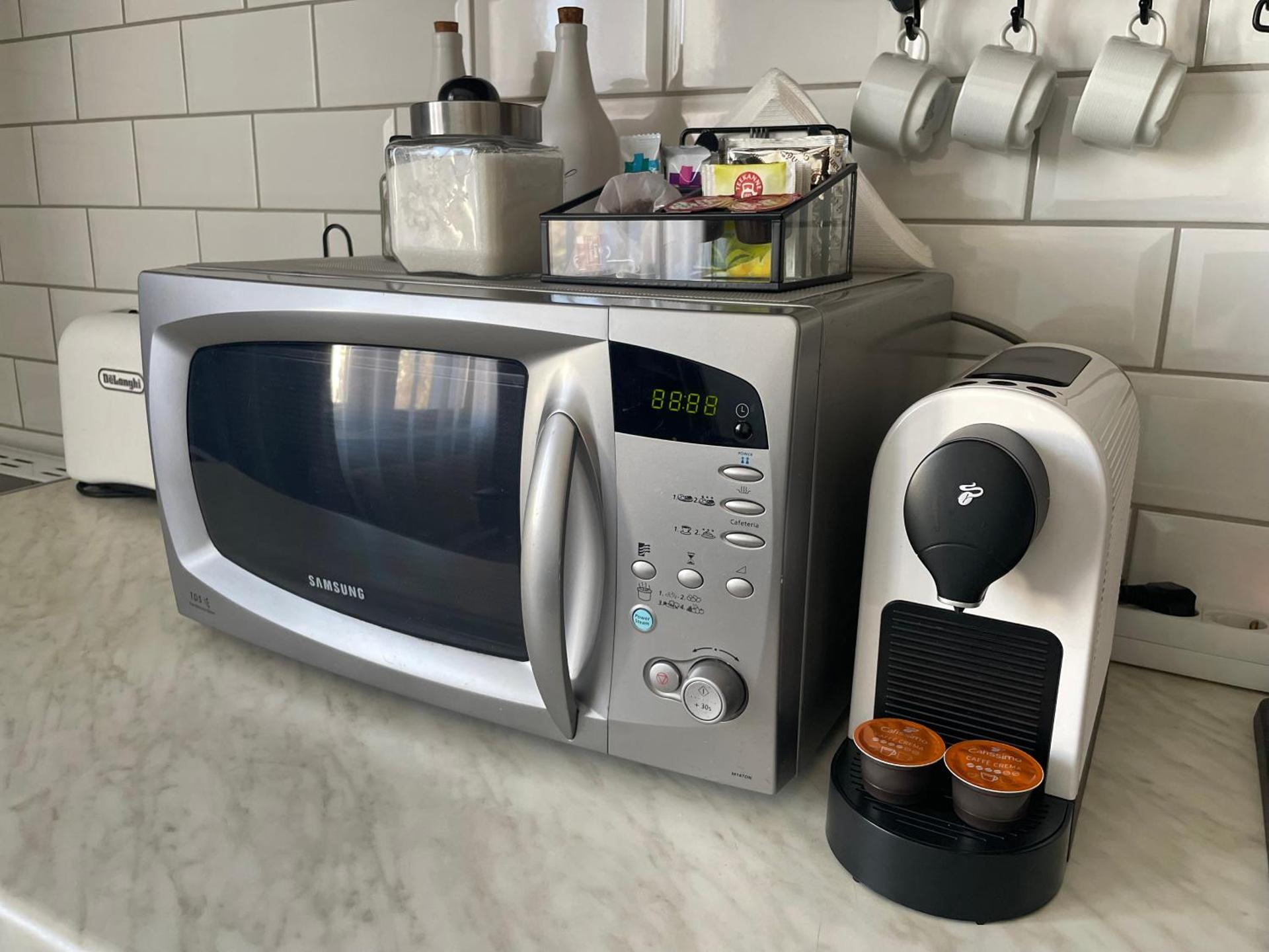 Coffee/tea facilities