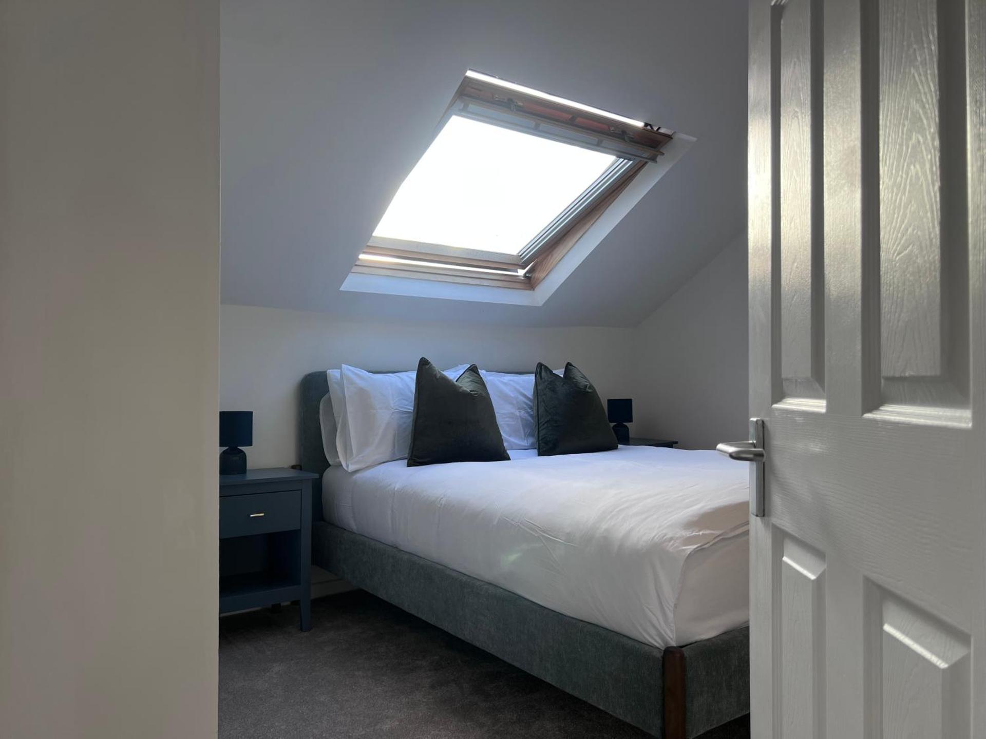 The Bluebird B&B III