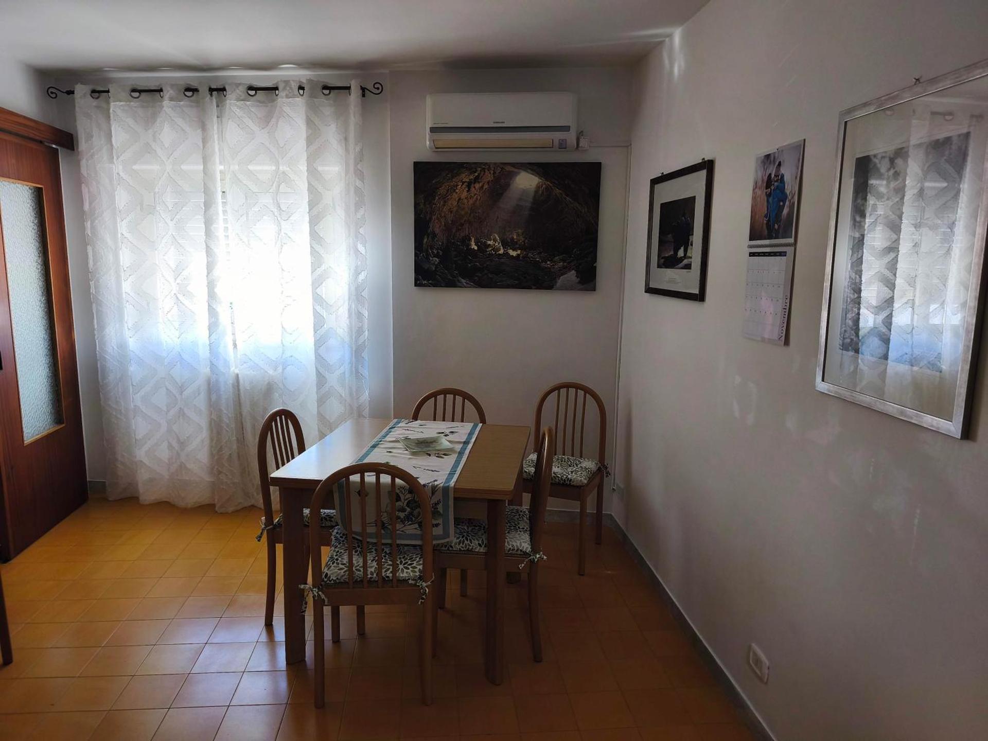 Franca la Sarta House