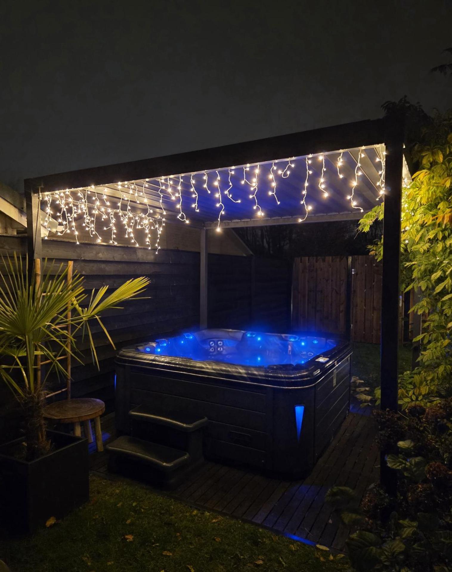 "Huisje op de Veluwe" met privé Jacuzzi en Bar!