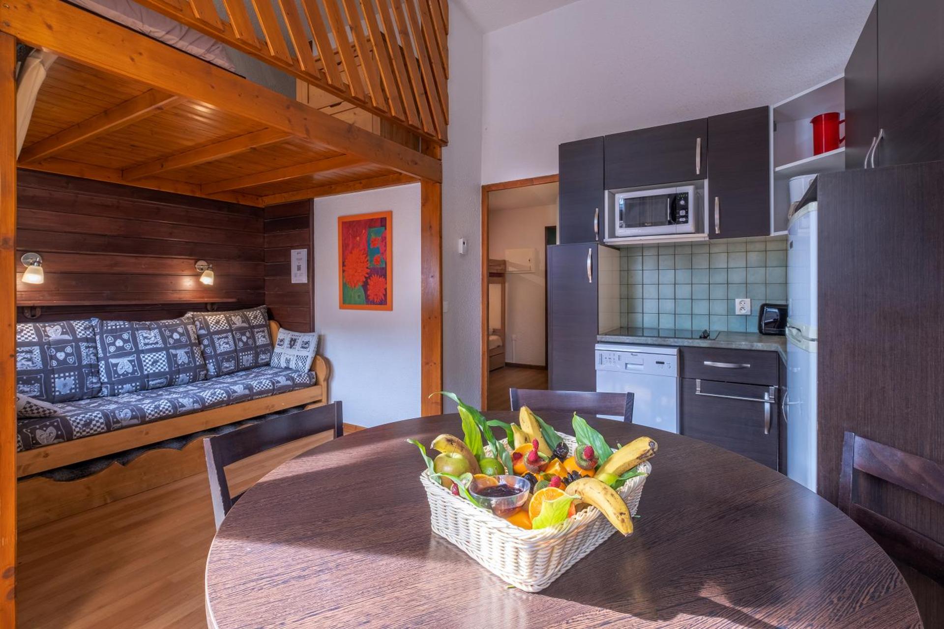 Two-Bedroom Apartment 7 Adults with Balcony "LE HAUT"