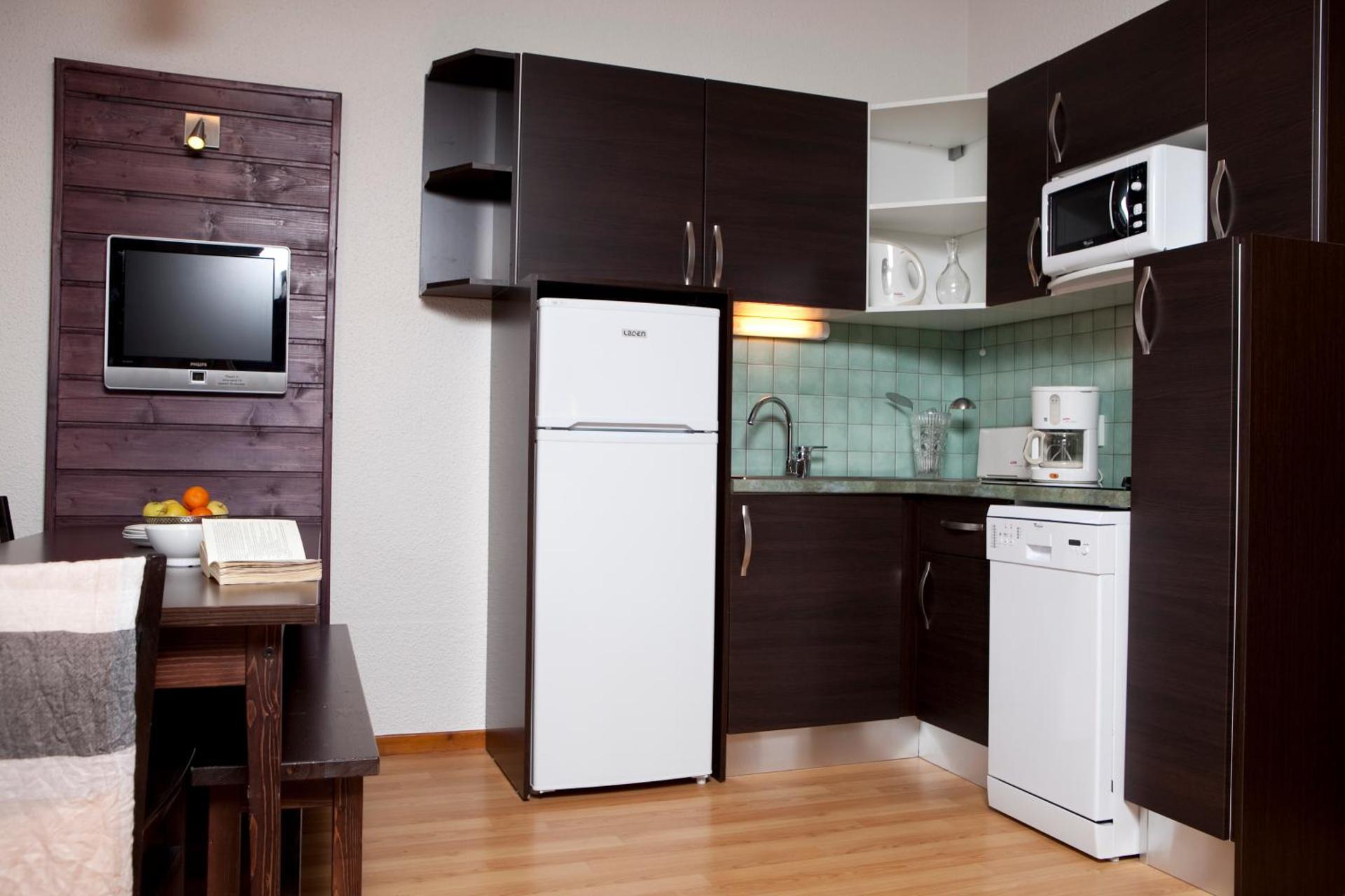 Two-Bedroom Apartment 7 Adults with Balcony "LE HAUT"