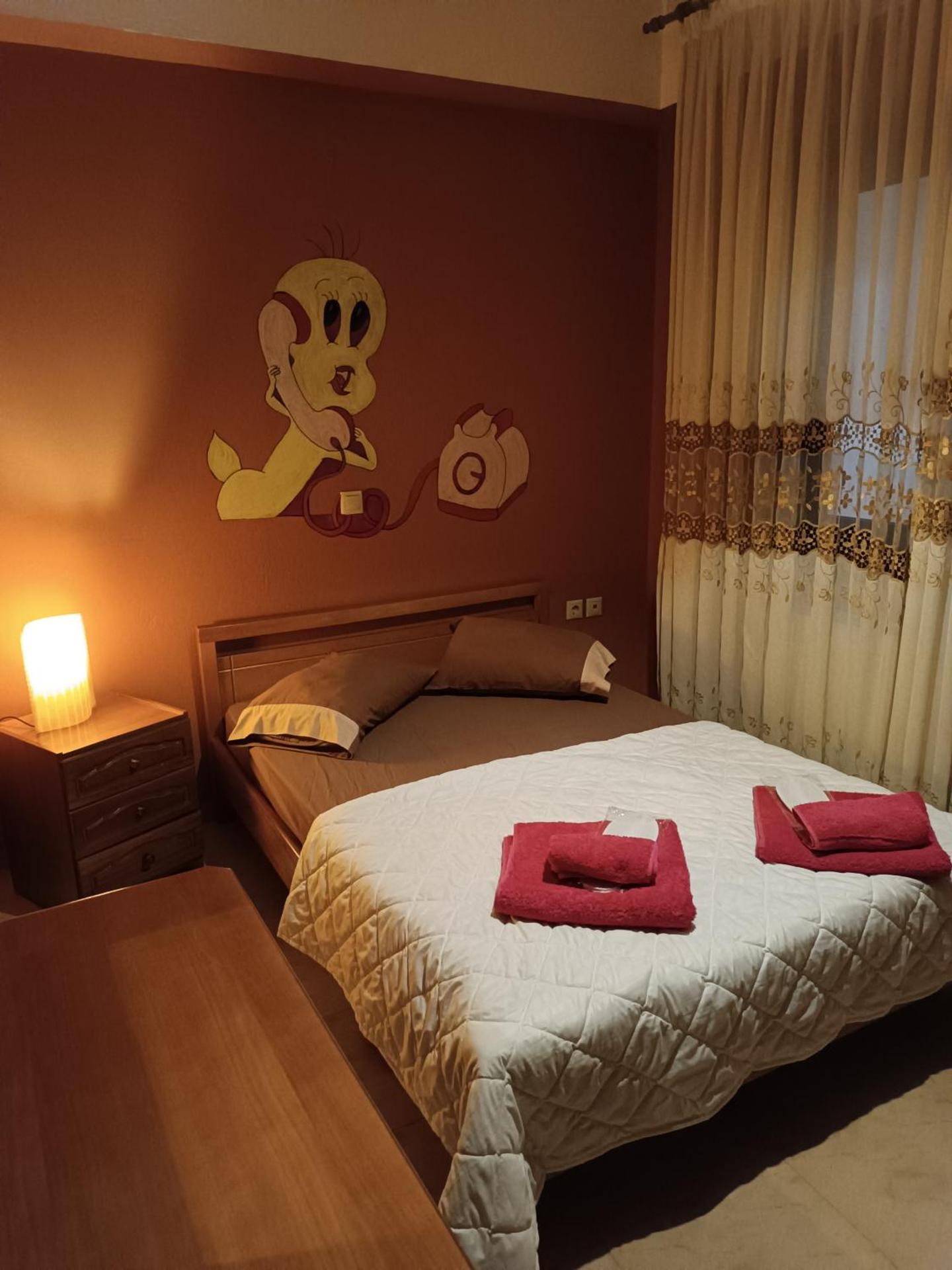 όμορφο διαμερισμα με δυο κρεβατοκάμαρες