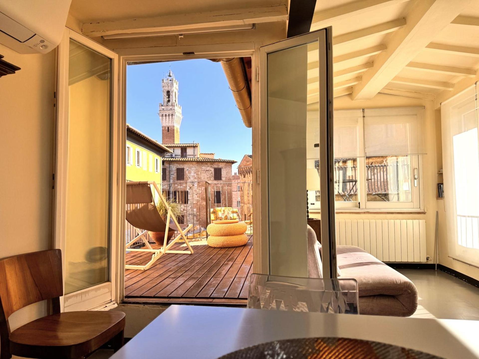 LA COSTARELLA - Central with Cozy Terrace