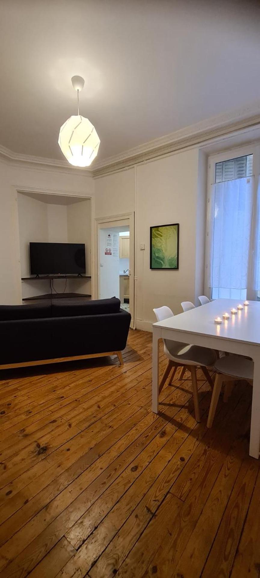 L'Absolu 1, Spacieux, rez-de-chaussée, Sécurisé