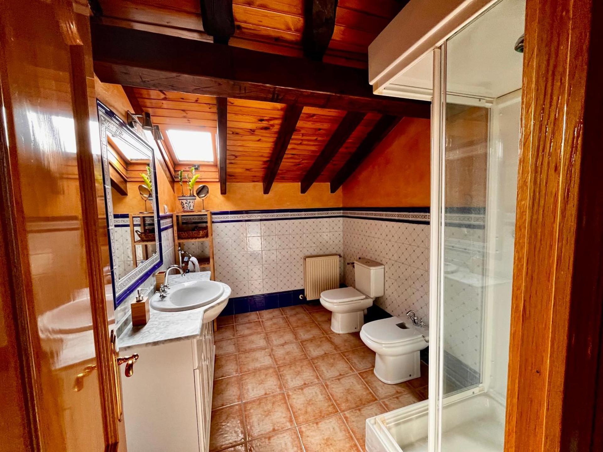 BILBO Near ático rural con terraza