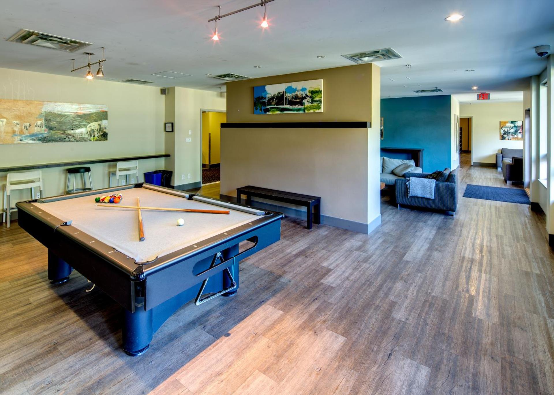 Communal lounge/ TV room