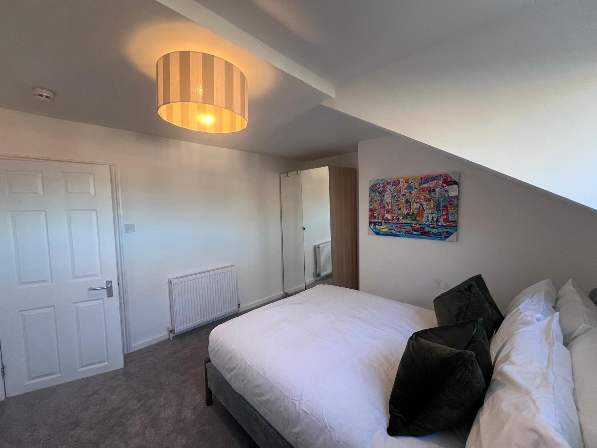 The Bluebird B&B III