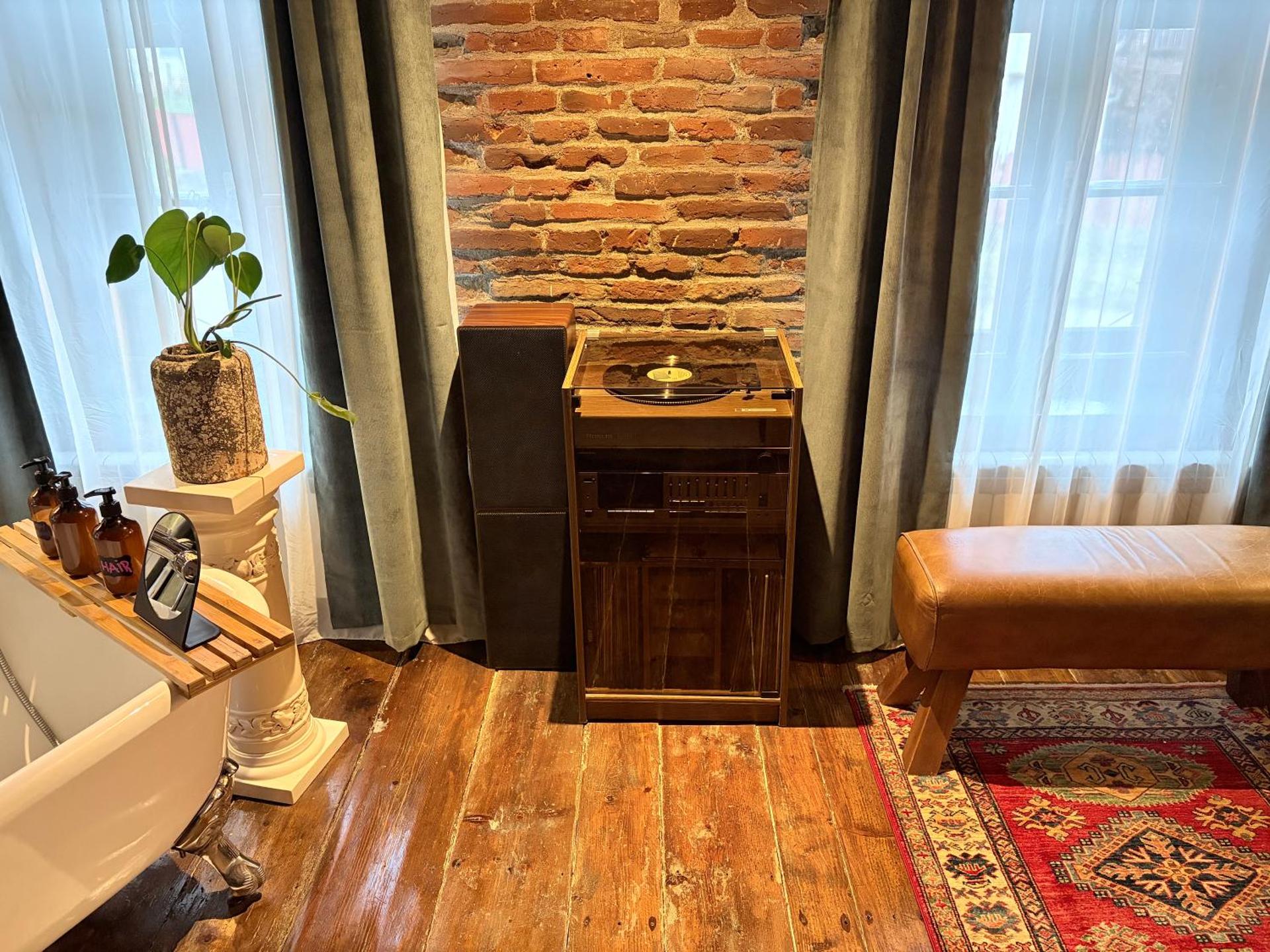 Bed & Wine Transylvania