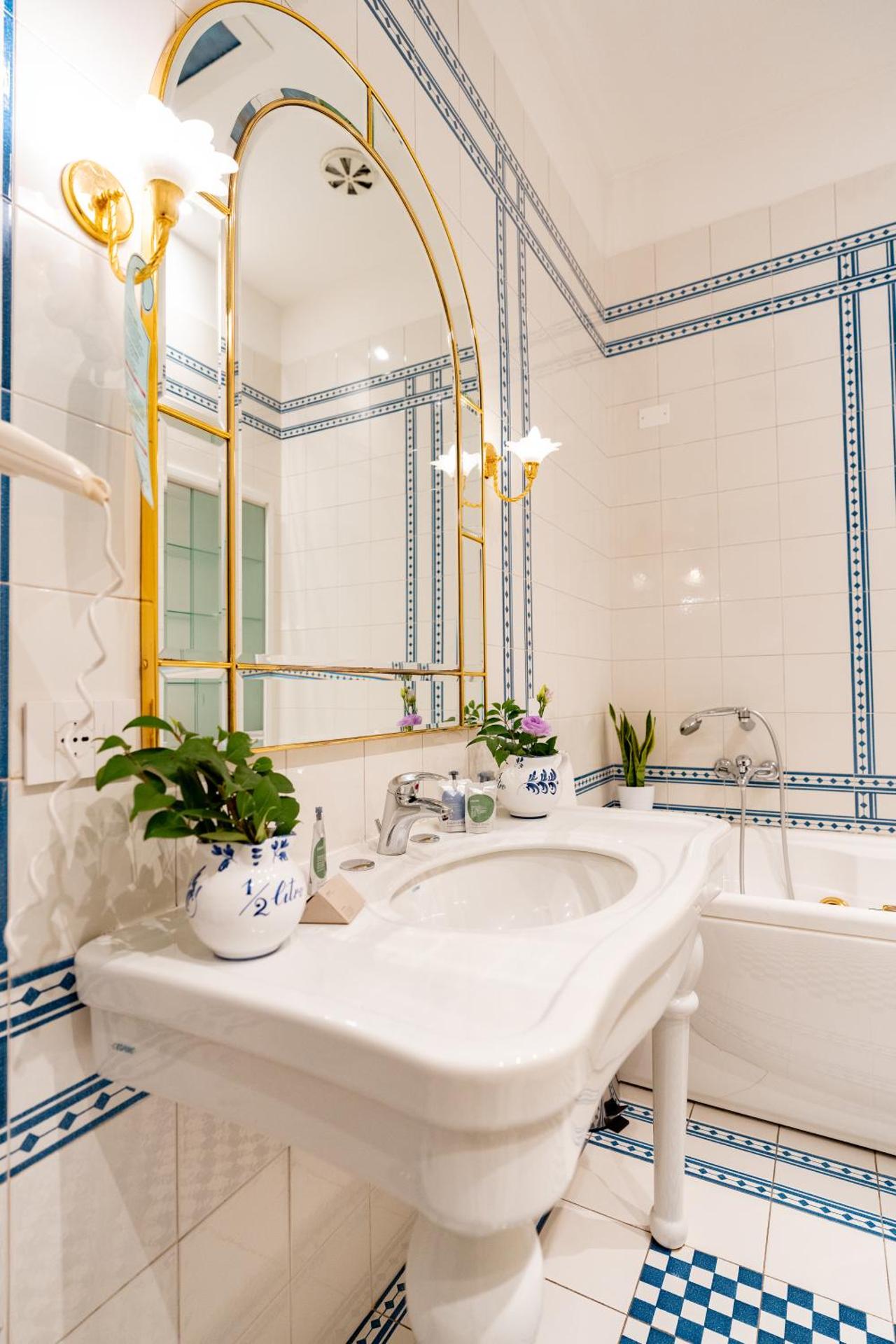 Hotel Ristorante Ala d'Oro