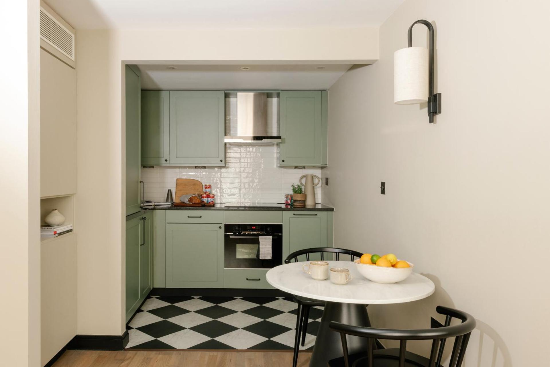 Kitchen or kitchenette