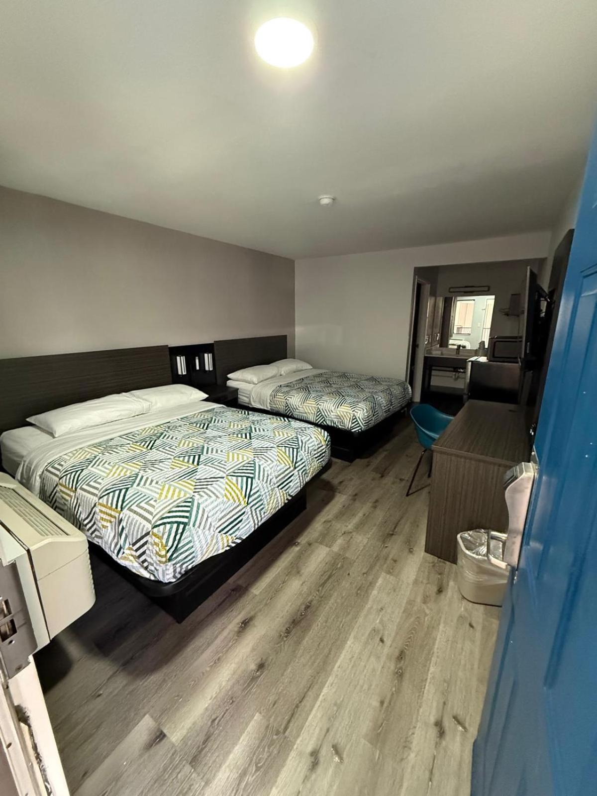 Motel 6-Enfield, CT - Hartford