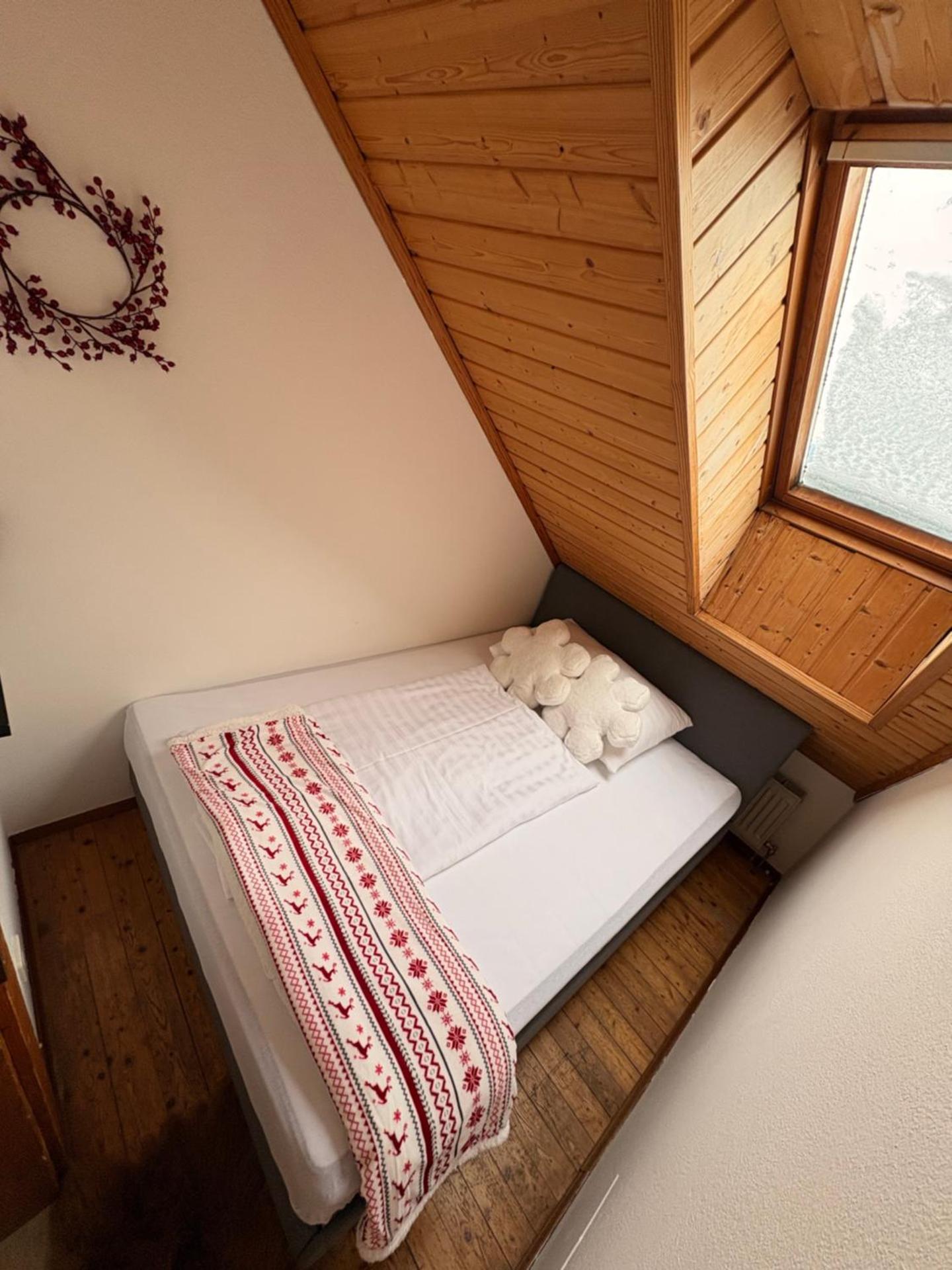 Hirzhof SO Bike&Ski Ridehaus Ski In Ski Out