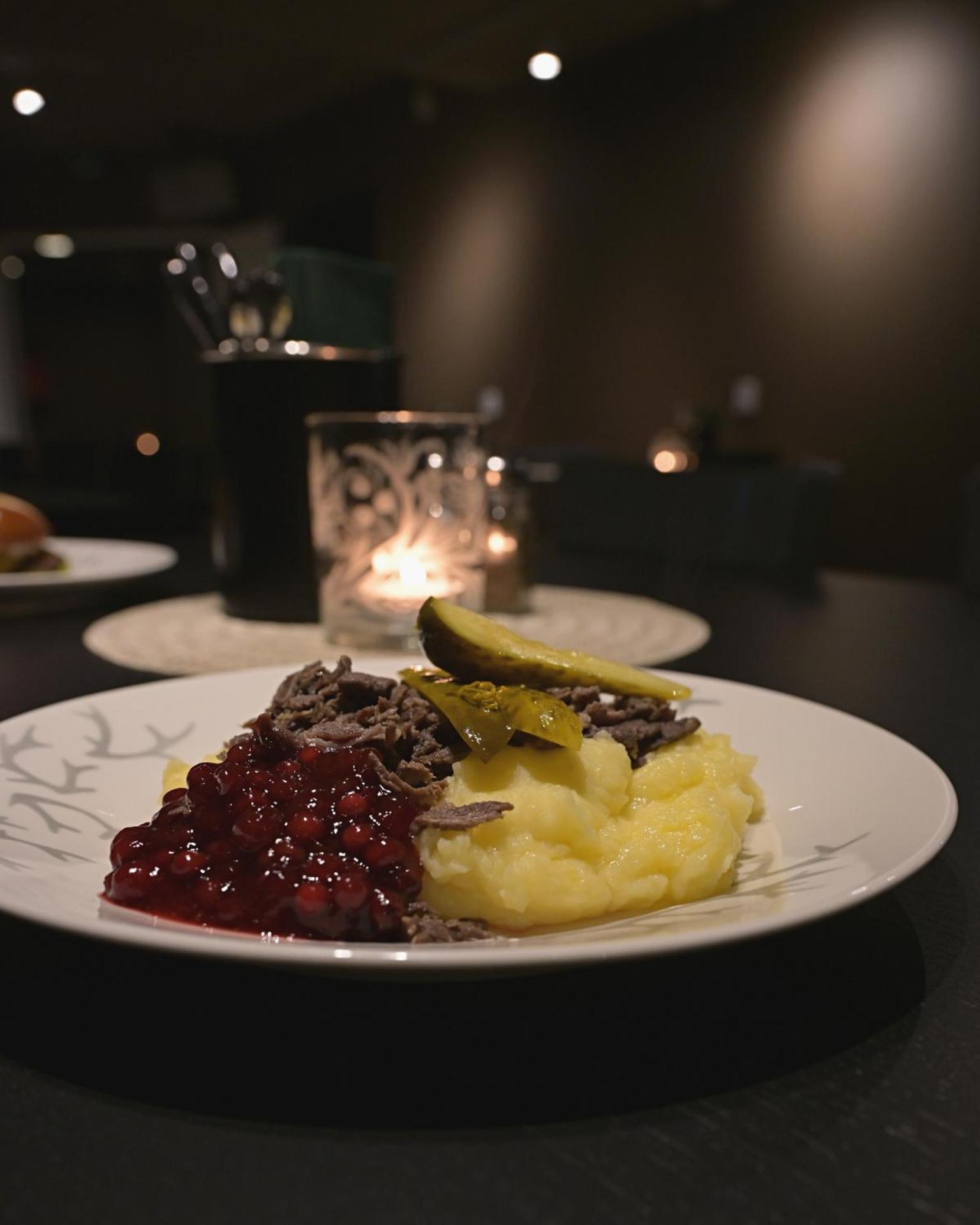 Restaurant/places to eat